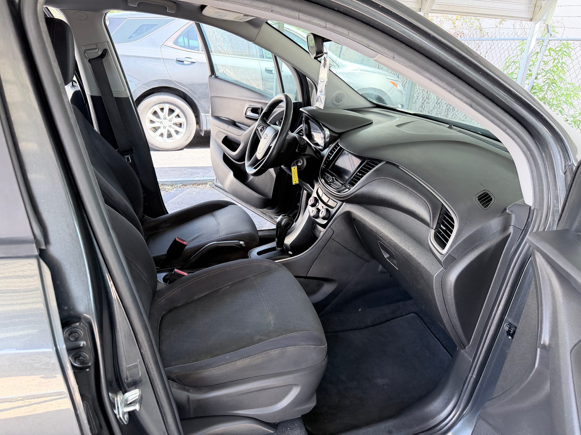2020 CHEVROLET TRAX - Gallery Image