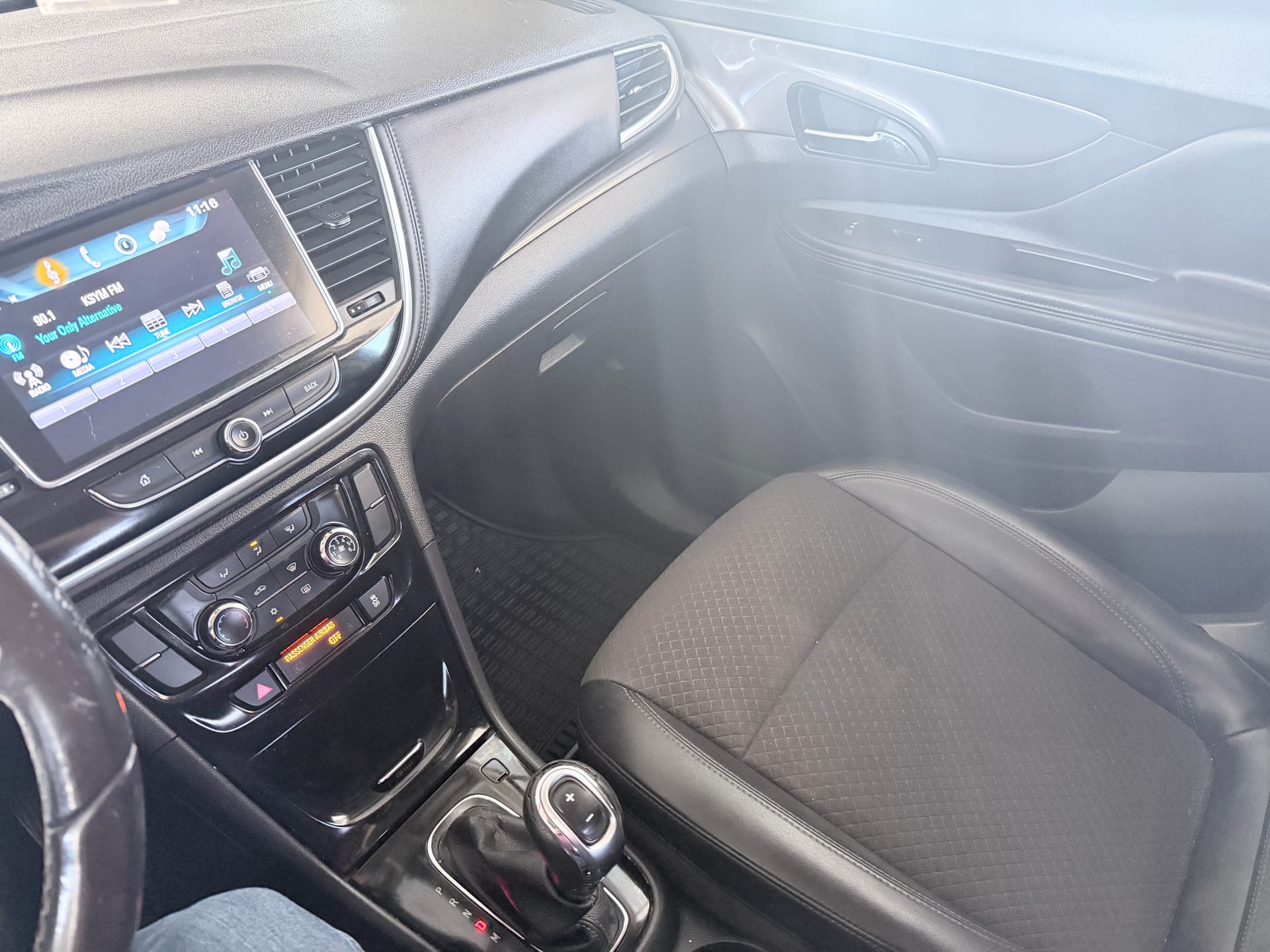 2019 BUICK ENCORE - Gallery Image