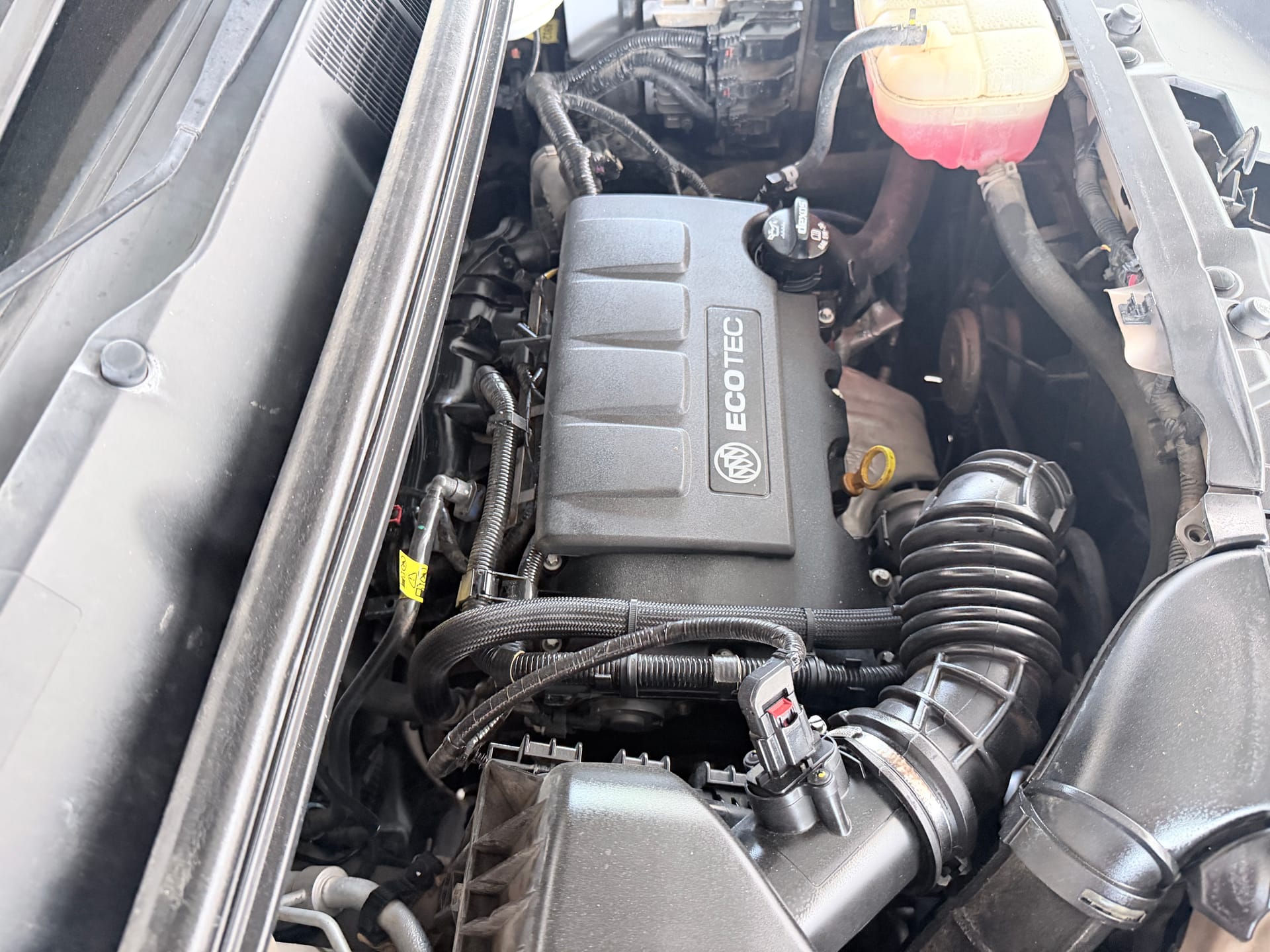 2019 BUICK ENCORE - Gallery Image