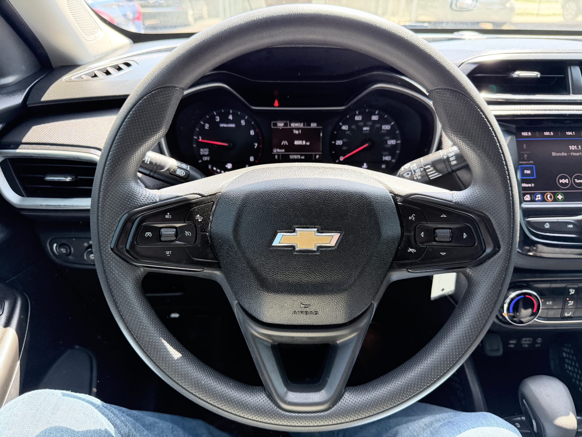 2021 CHEVROLET TRAILBLAZER - Gallery Image