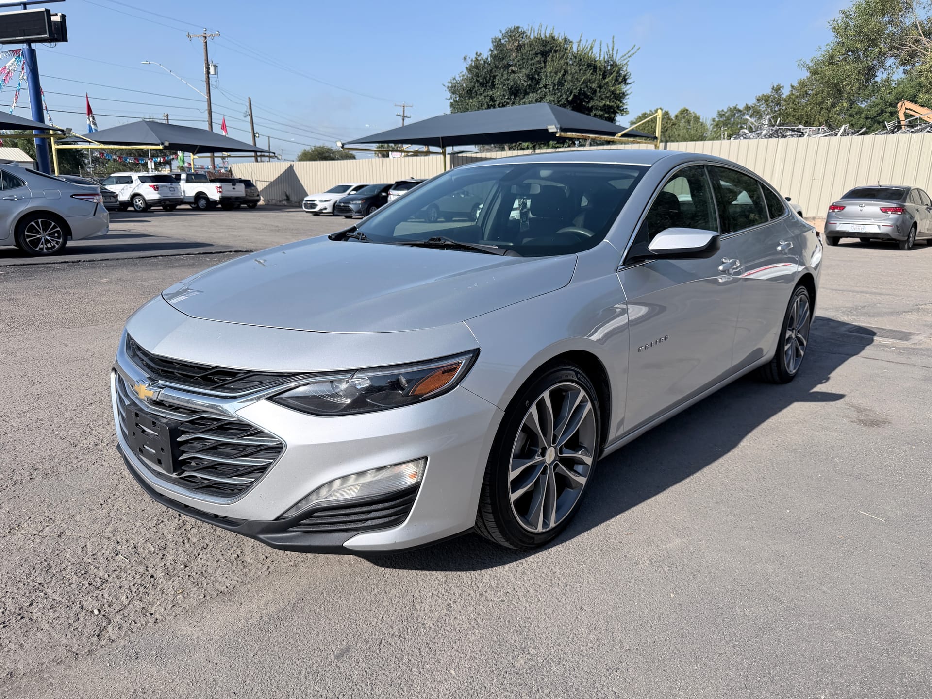 2022 CHEVROLET MALIBU - Gallery Image
