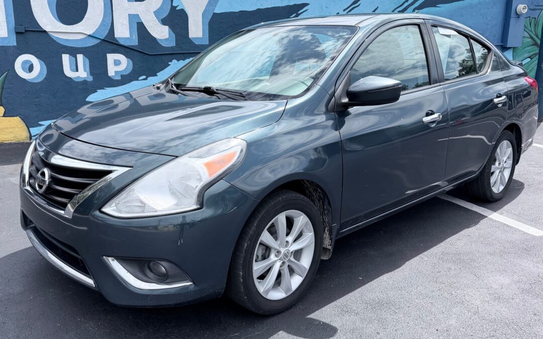 NISSAN VERSA 2016