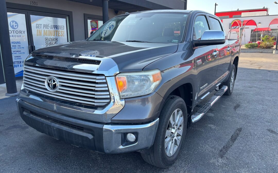 TOYOTA TUNDRA 2015