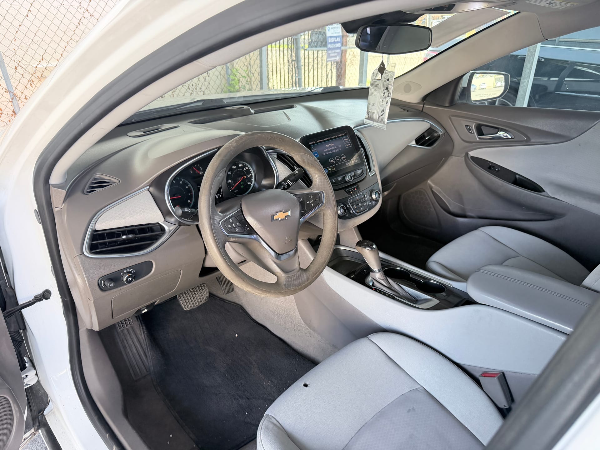 2020 CHEVROLET MALIBU - Gallery Image
