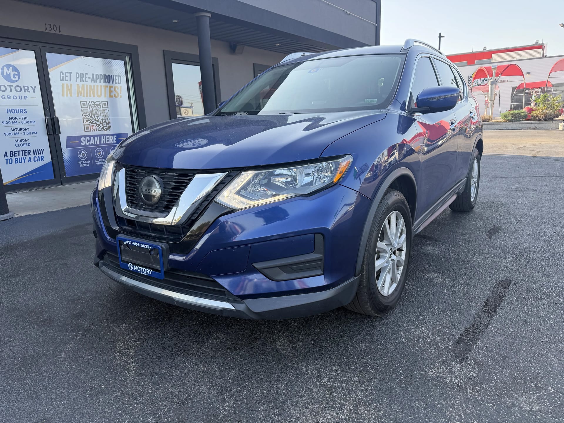 2018 NISSAN ROGUE - Gallery Image