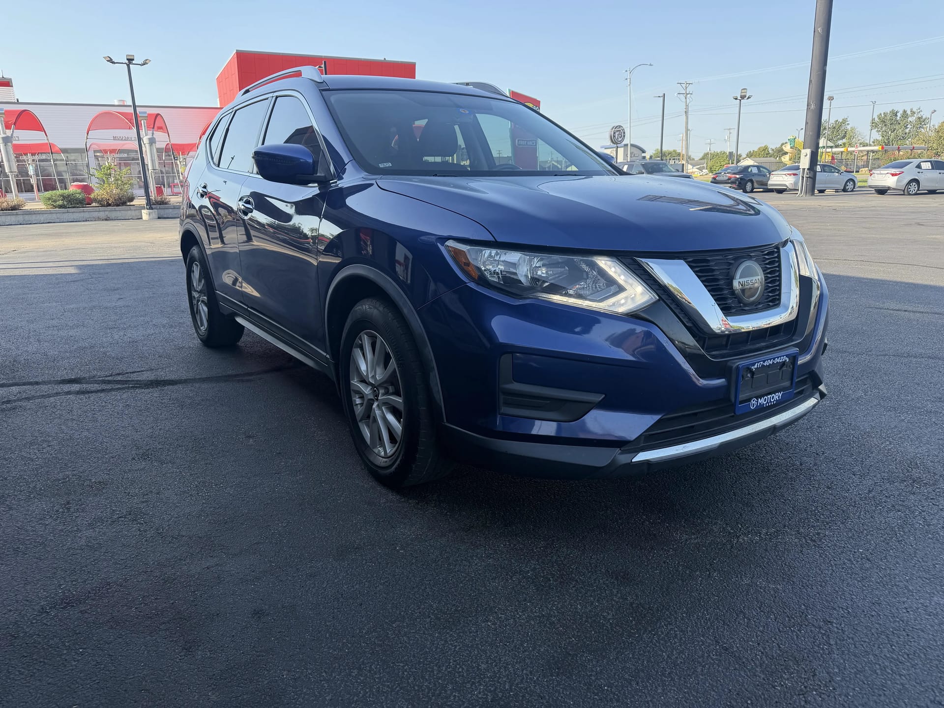 2018 NISSAN ROGUE - Gallery Image