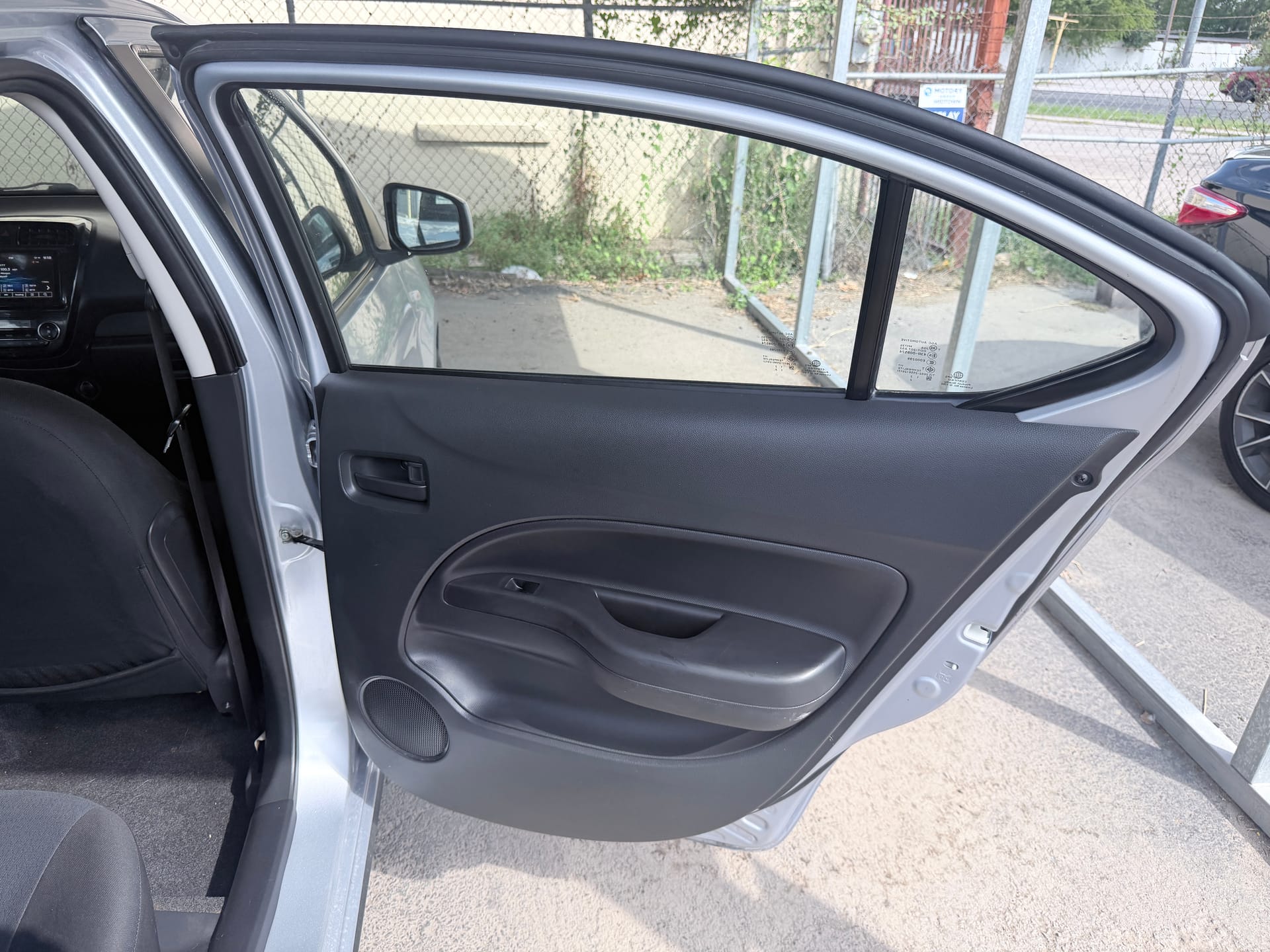 2023 MITSUBISHI MIRAGE G4 - Gallery Image