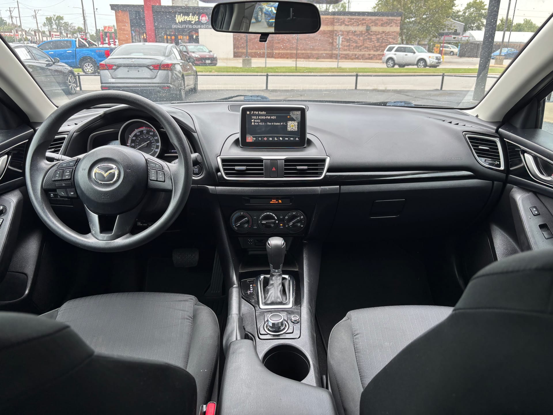 2015 MAZDA MAZDA3 - Gallery Image