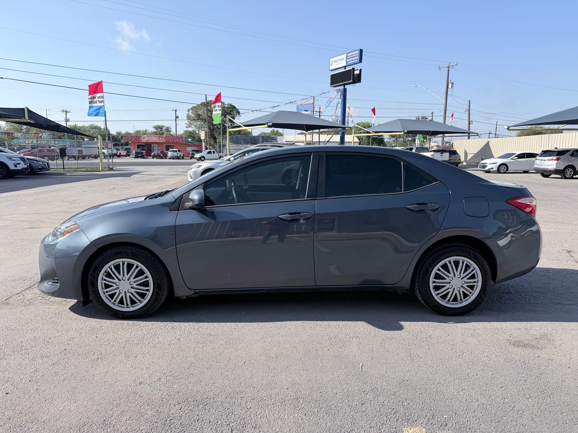 2018 TOYOTA COROLLA - Gallery Image