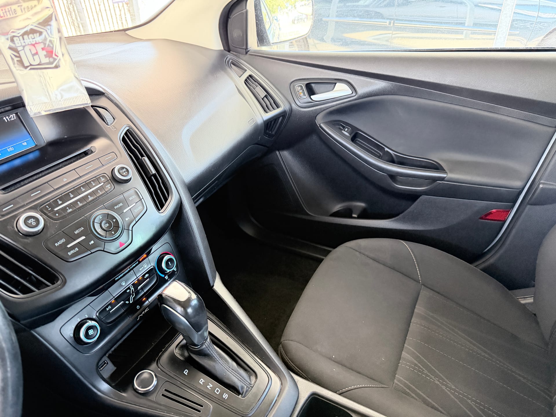 2016 FORD FOCUS - Gallery Image