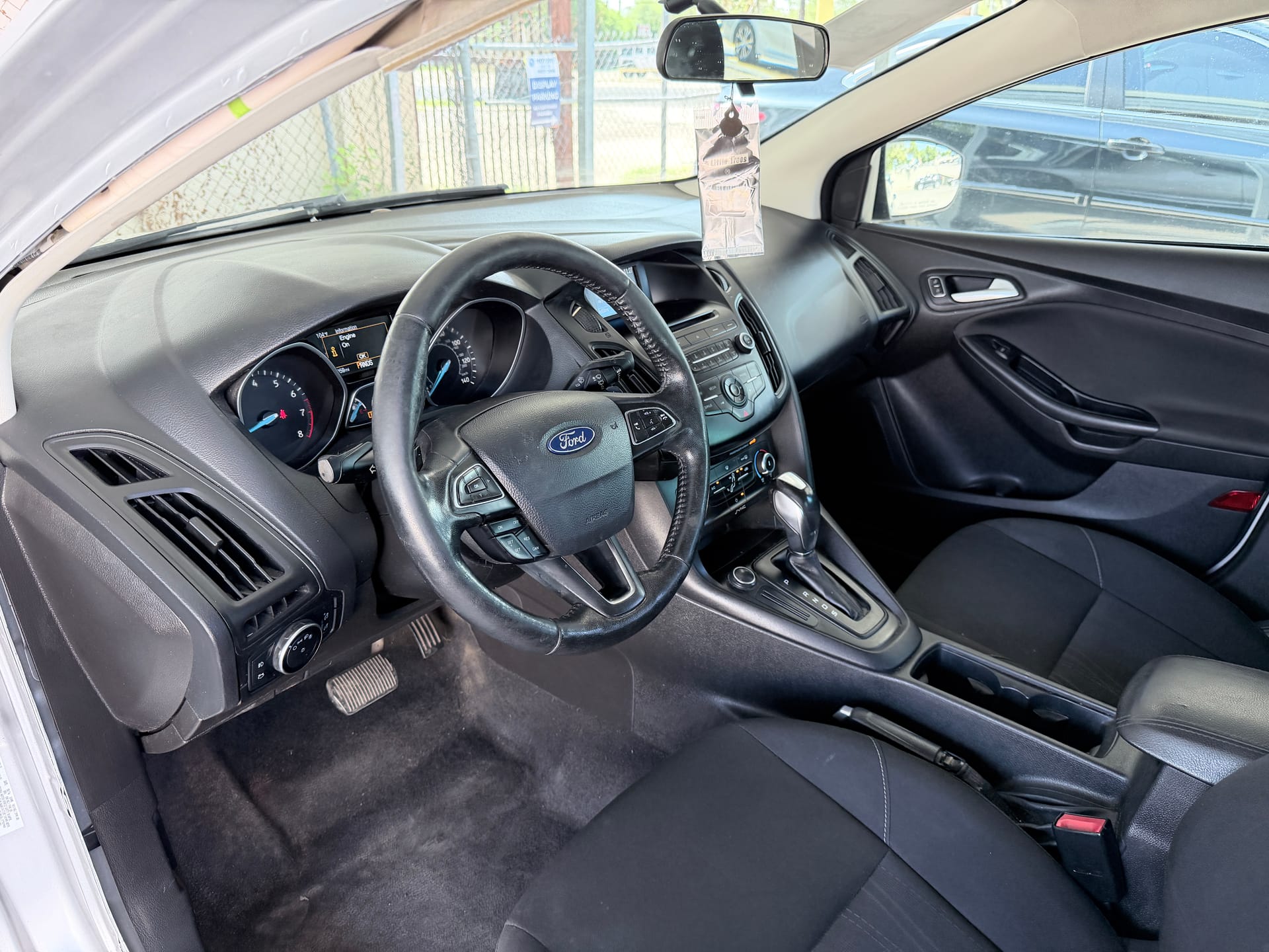 2016 FORD FOCUS - Gallery Image