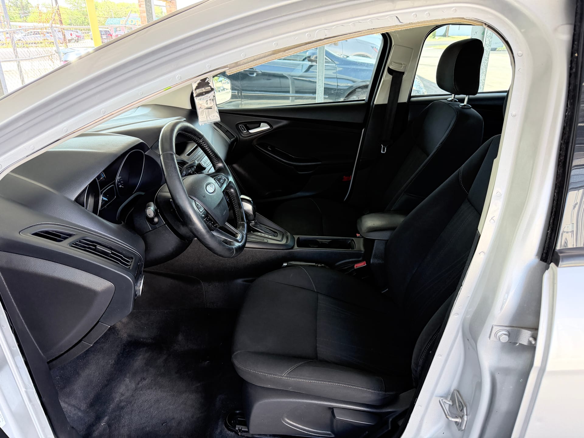2016 FORD FOCUS - Gallery Image