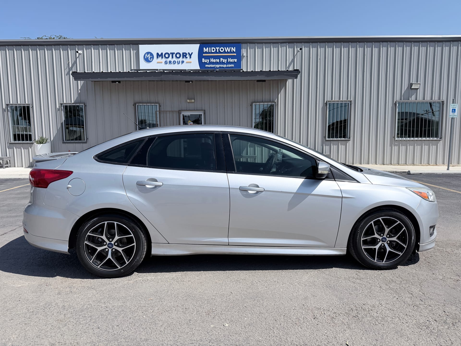 2016 FORD FOCUS - Gallery Image