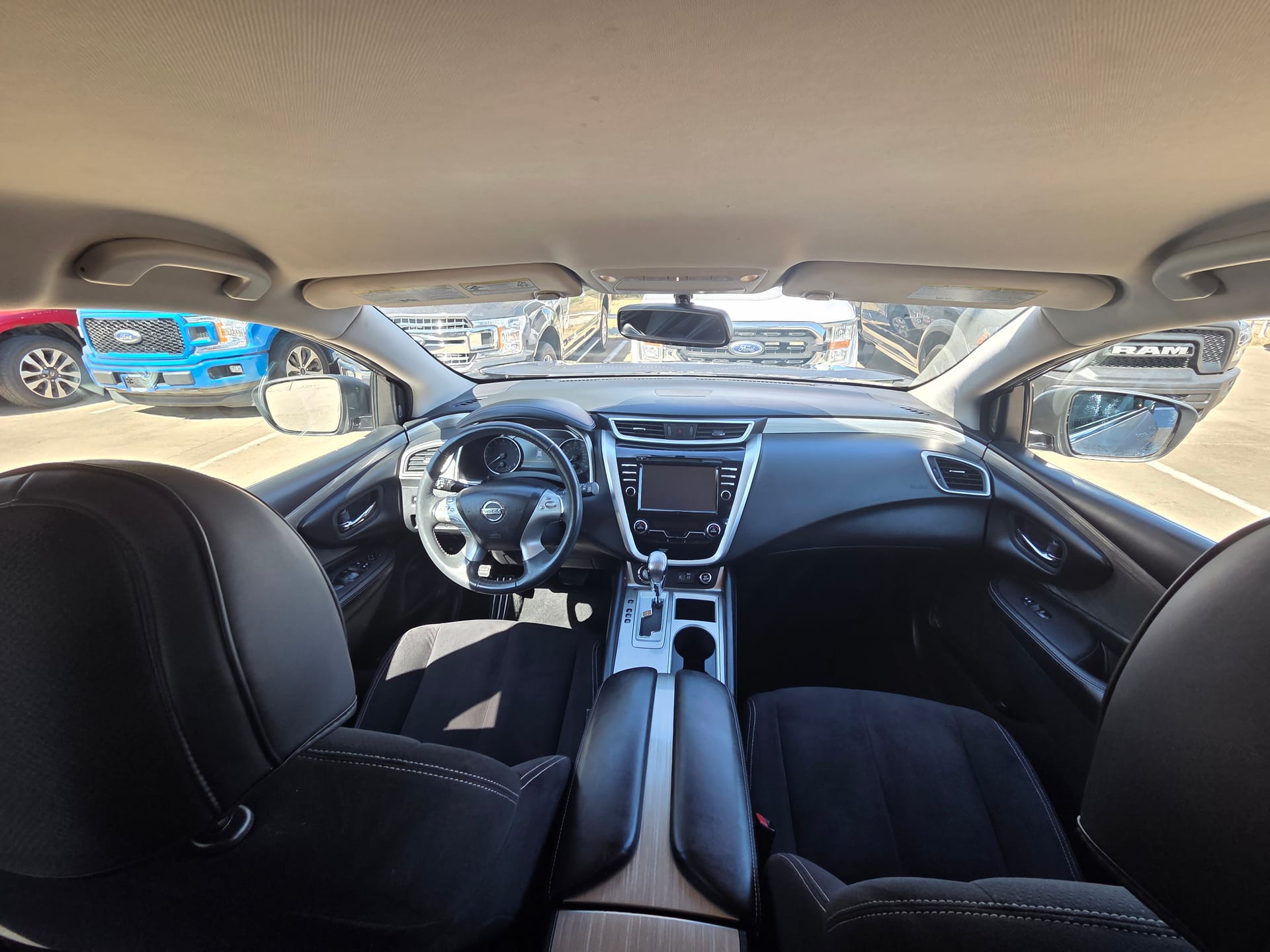 2018 NISSAN MURANO - Gallery Image