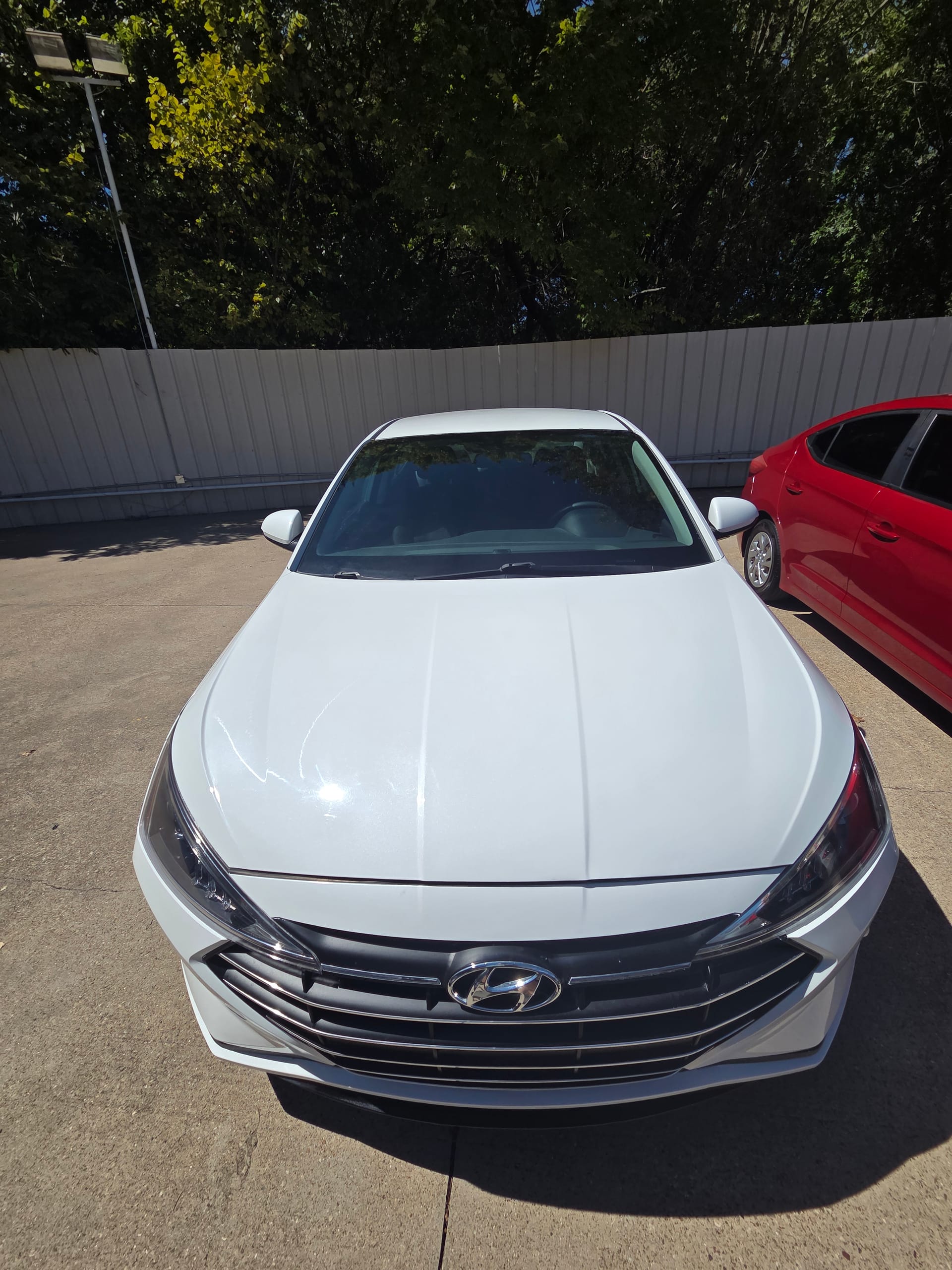 2019 HYUNDAI ELANTRA - Gallery Image