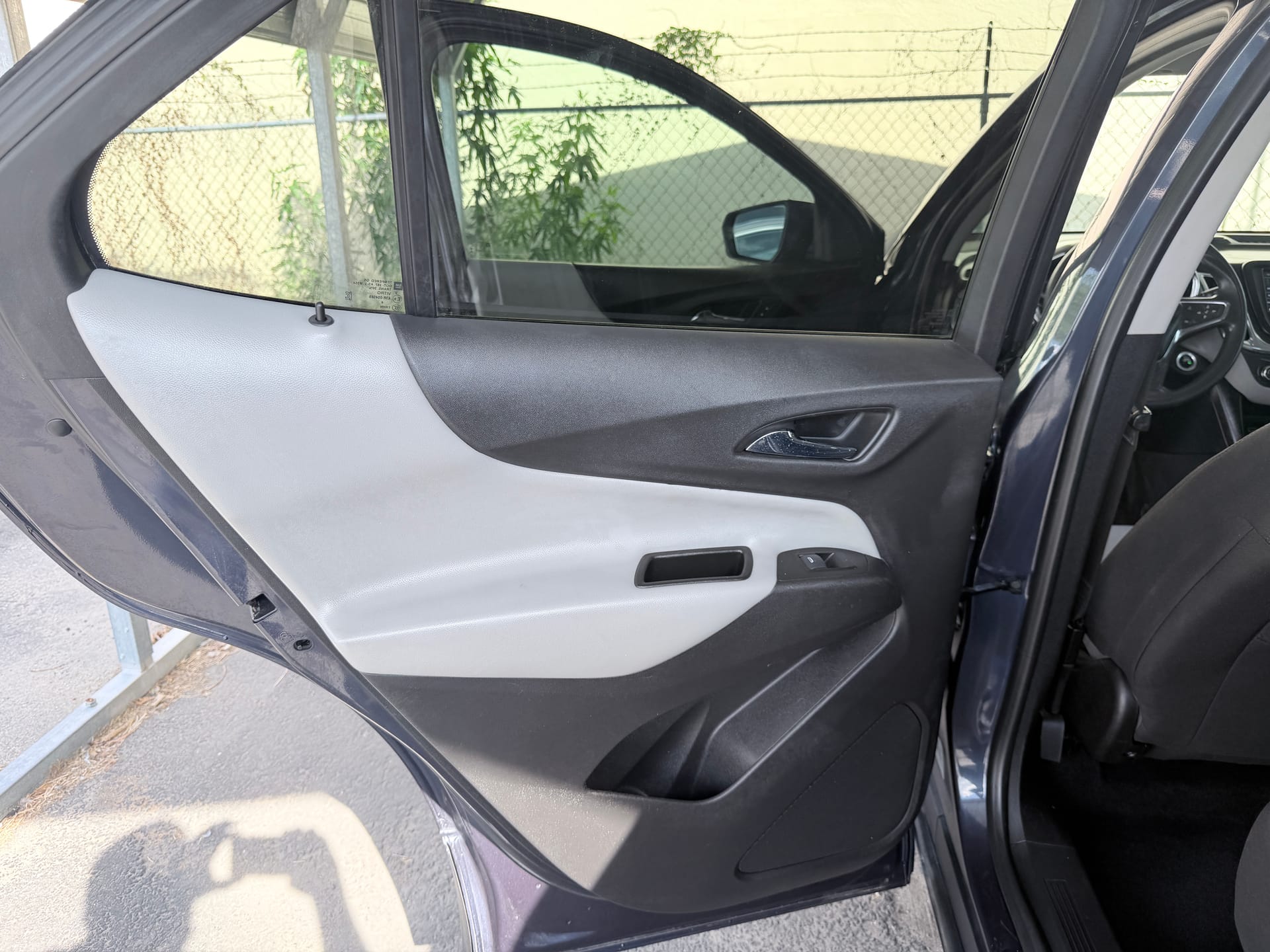 2019 CHEVROLET EQUINOX - Gallery Image