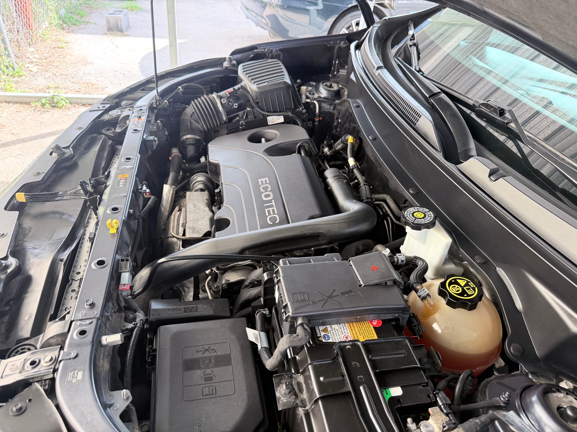 2019 CHEVROLET EQUINOX - Gallery Image