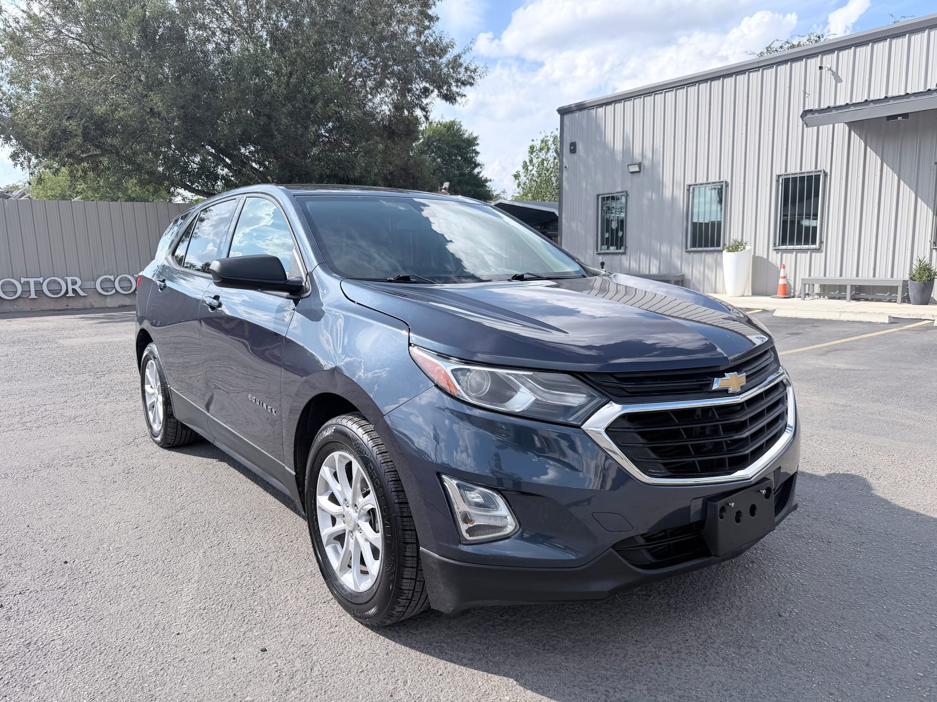 2019 CHEVROLET EQUINOX - Gallery Image