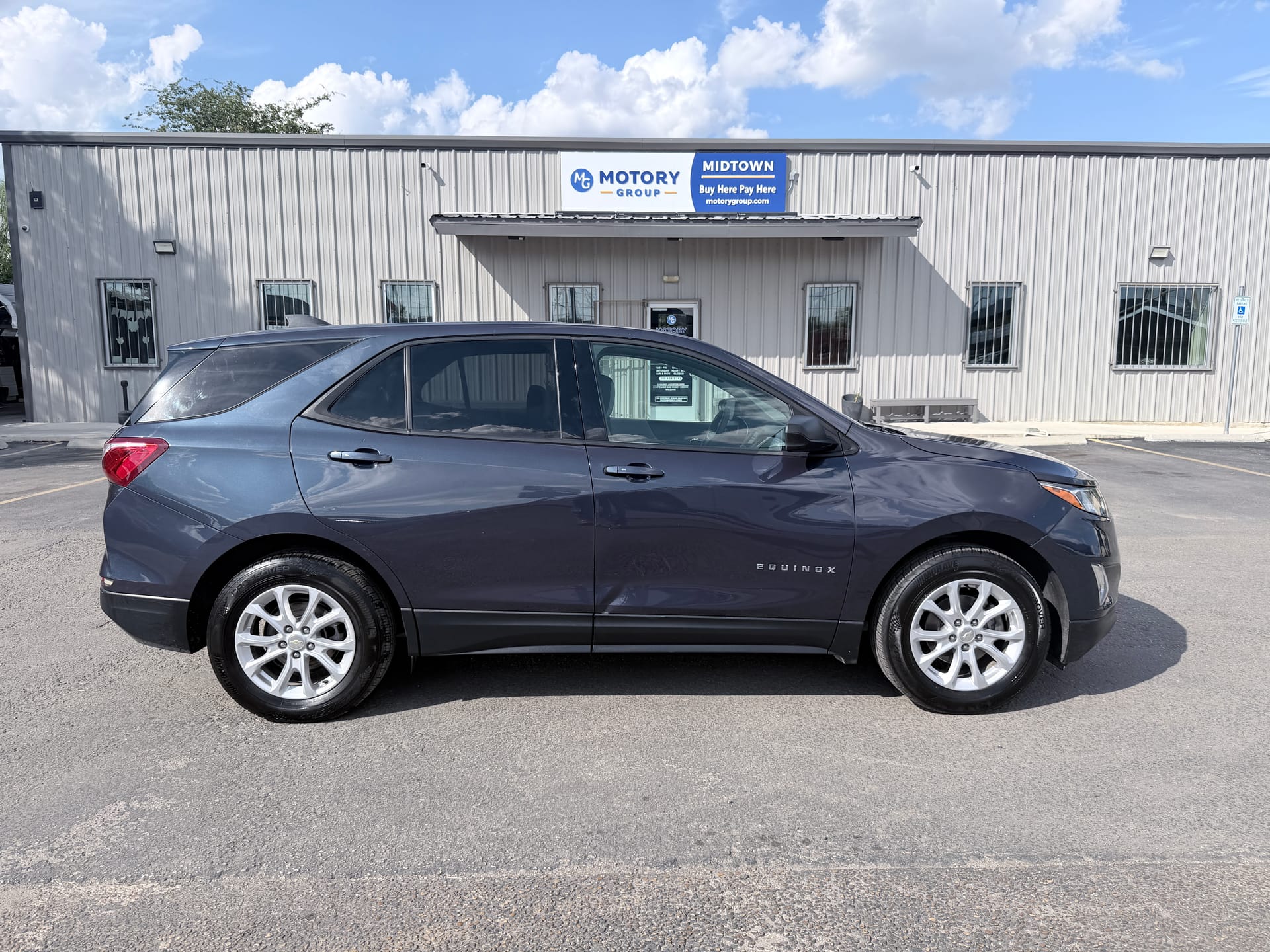 2019 CHEVROLET EQUINOX - Gallery Image
