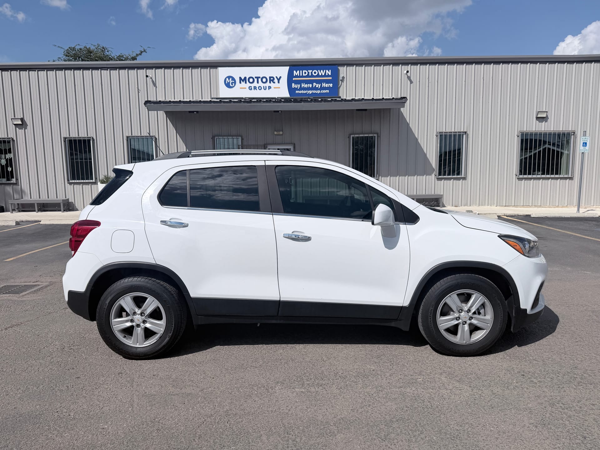 2020 CHEVROLET TRAX - Gallery Image