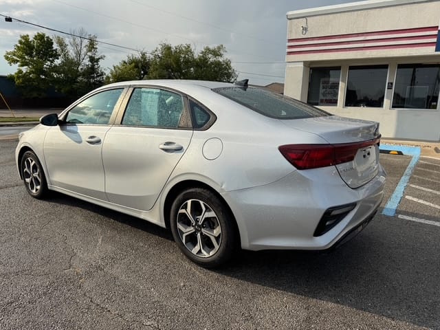 2021 KIA FORTE - Gallery Image