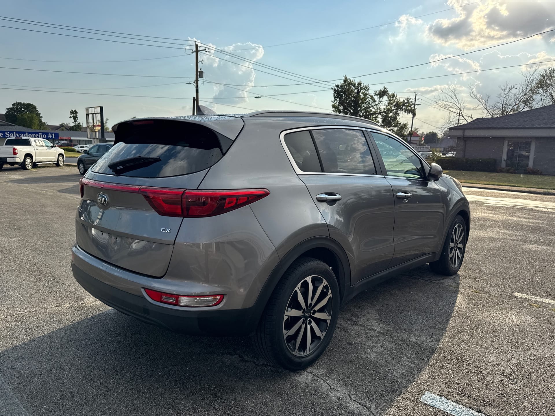 2017 KIA SPORTAGE - Gallery Image