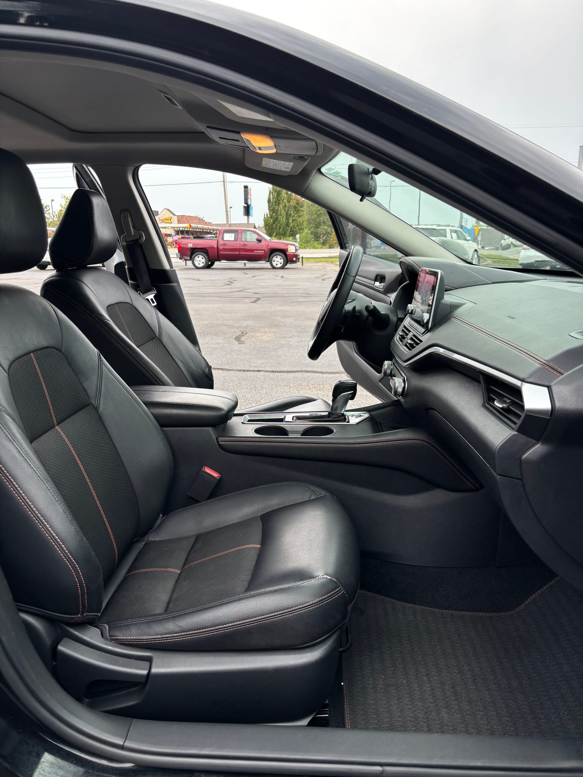 2019 NISSAN ALTIMA - Gallery Image