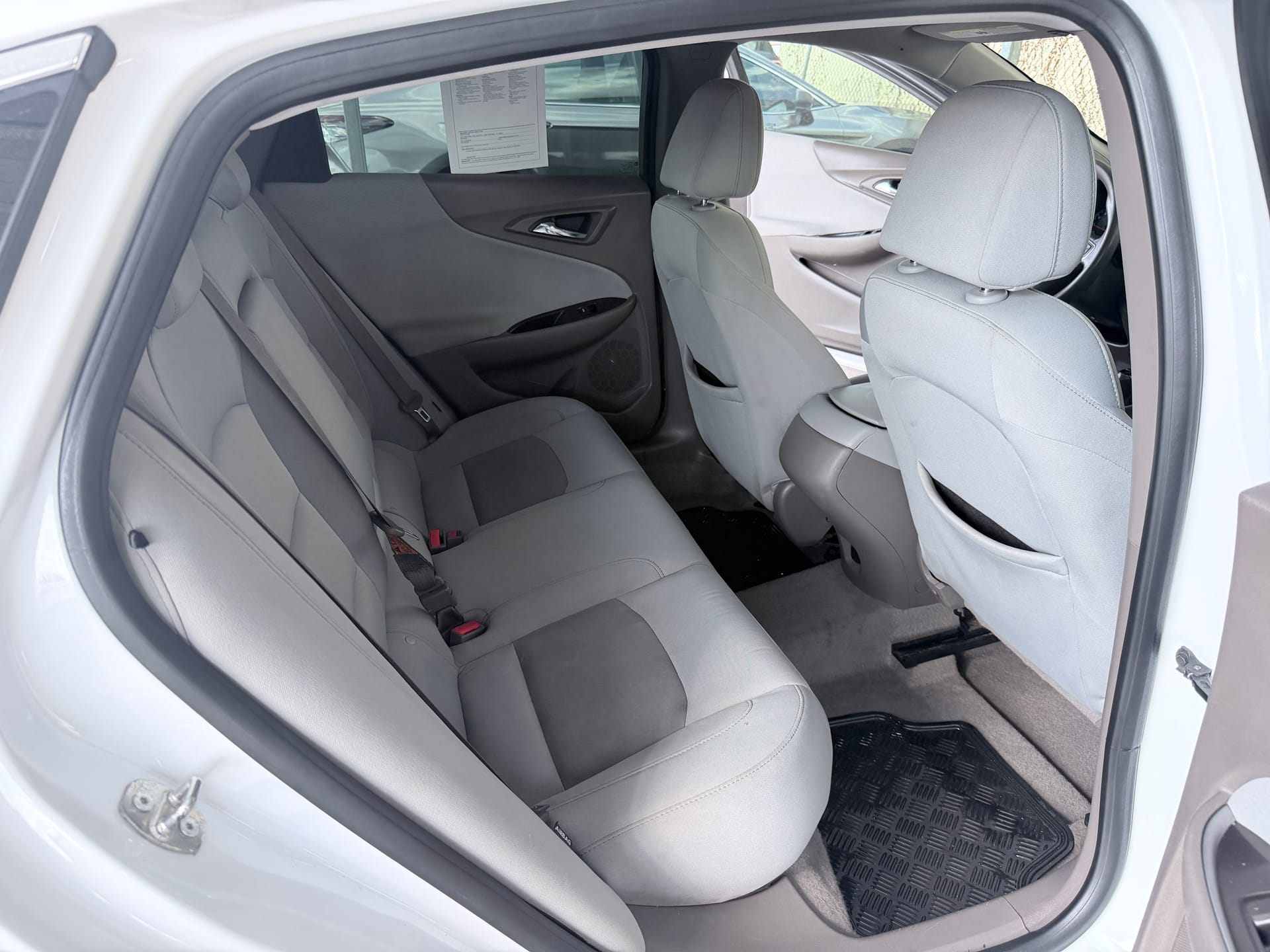 2018 CHEVROLET MALIBU - Gallery Image