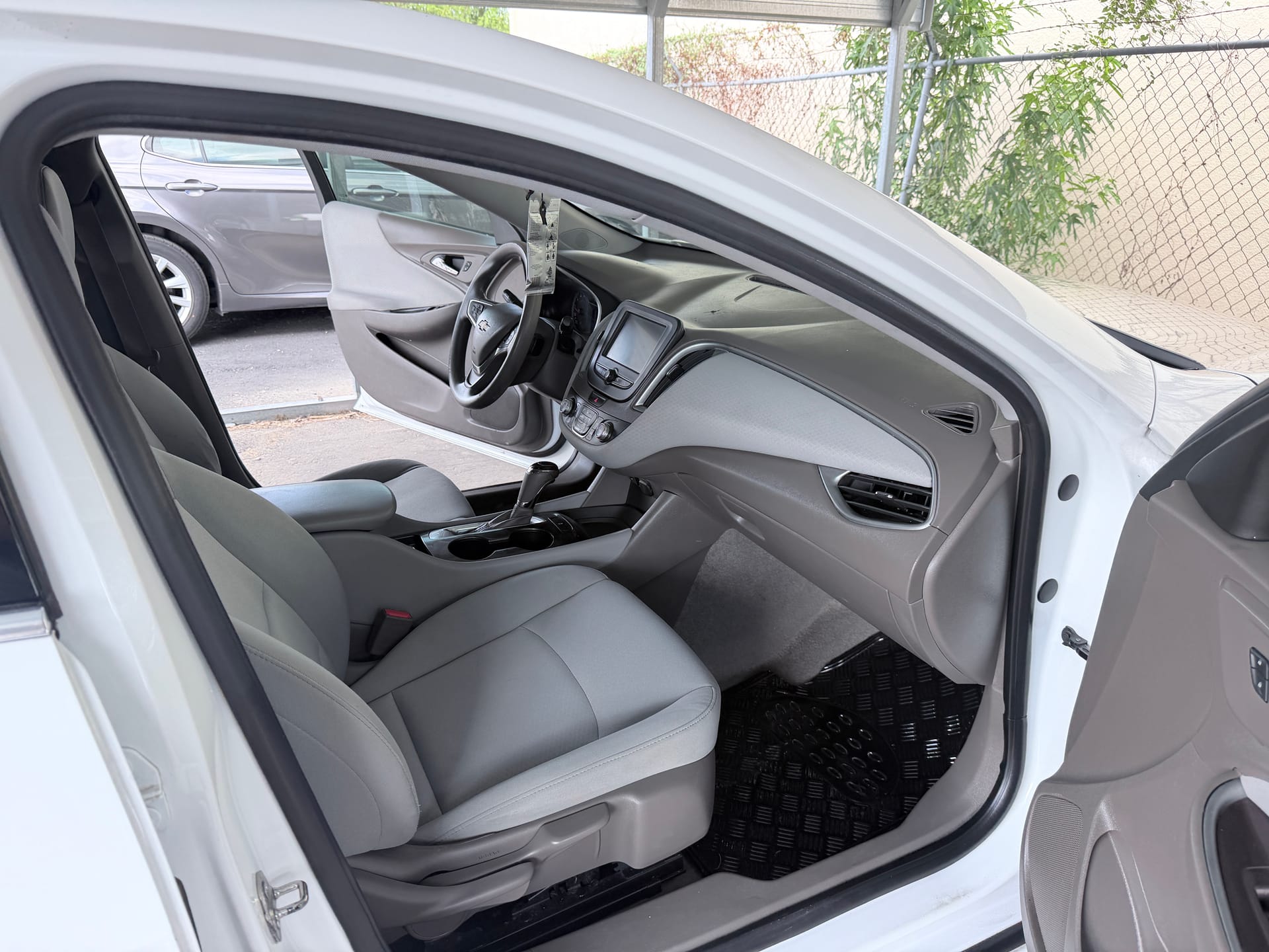 2018 CHEVROLET MALIBU - Gallery Image