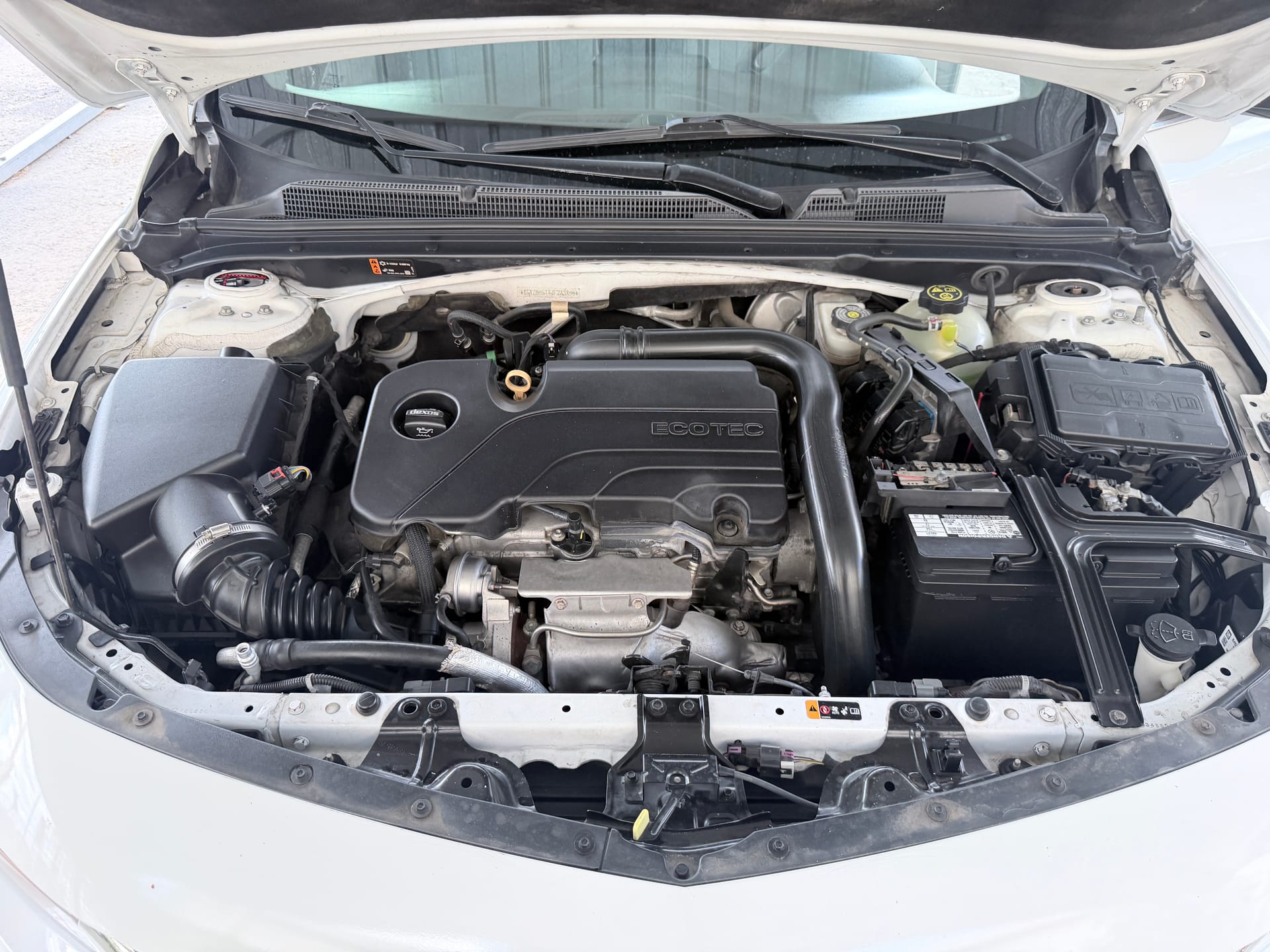 2018 CHEVROLET MALIBU - Gallery Image