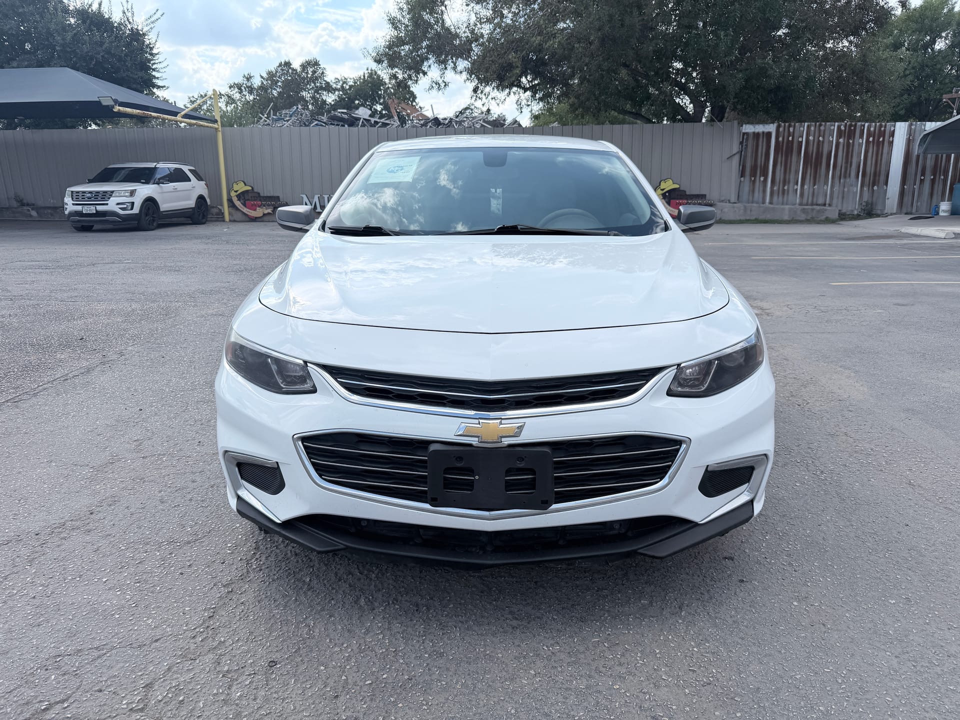 2018 CHEVROLET MALIBU - Gallery Image