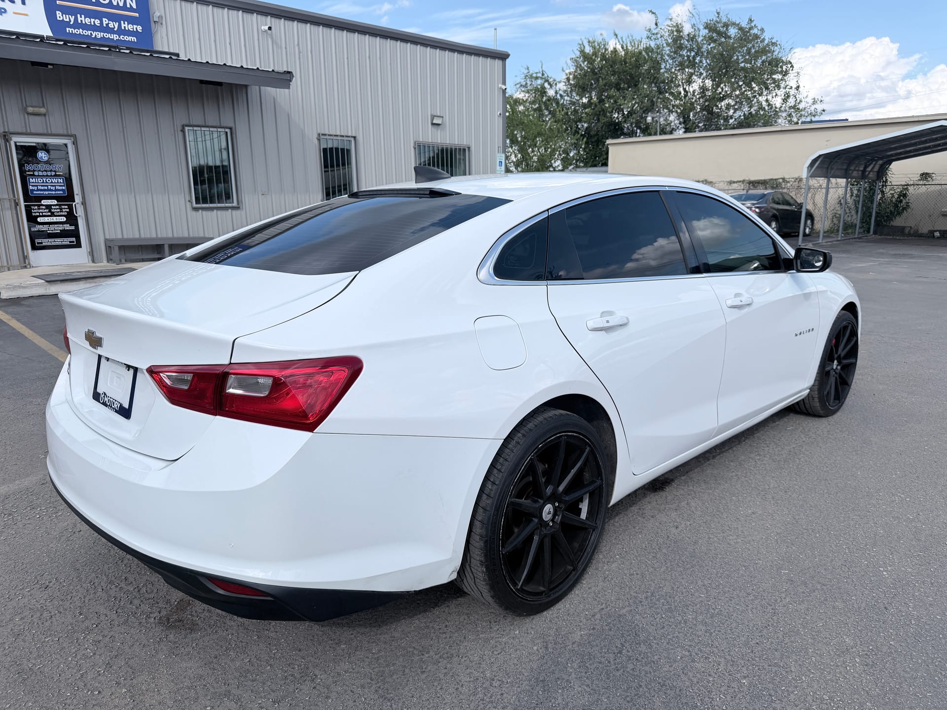 2018 CHEVROLET MALIBU - Gallery Image