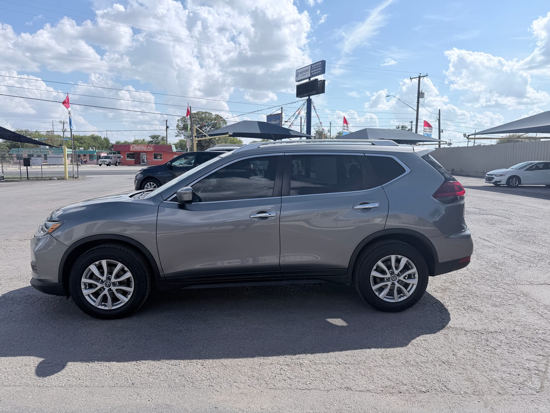 2019 NISSAN ROGUE - Gallery Image