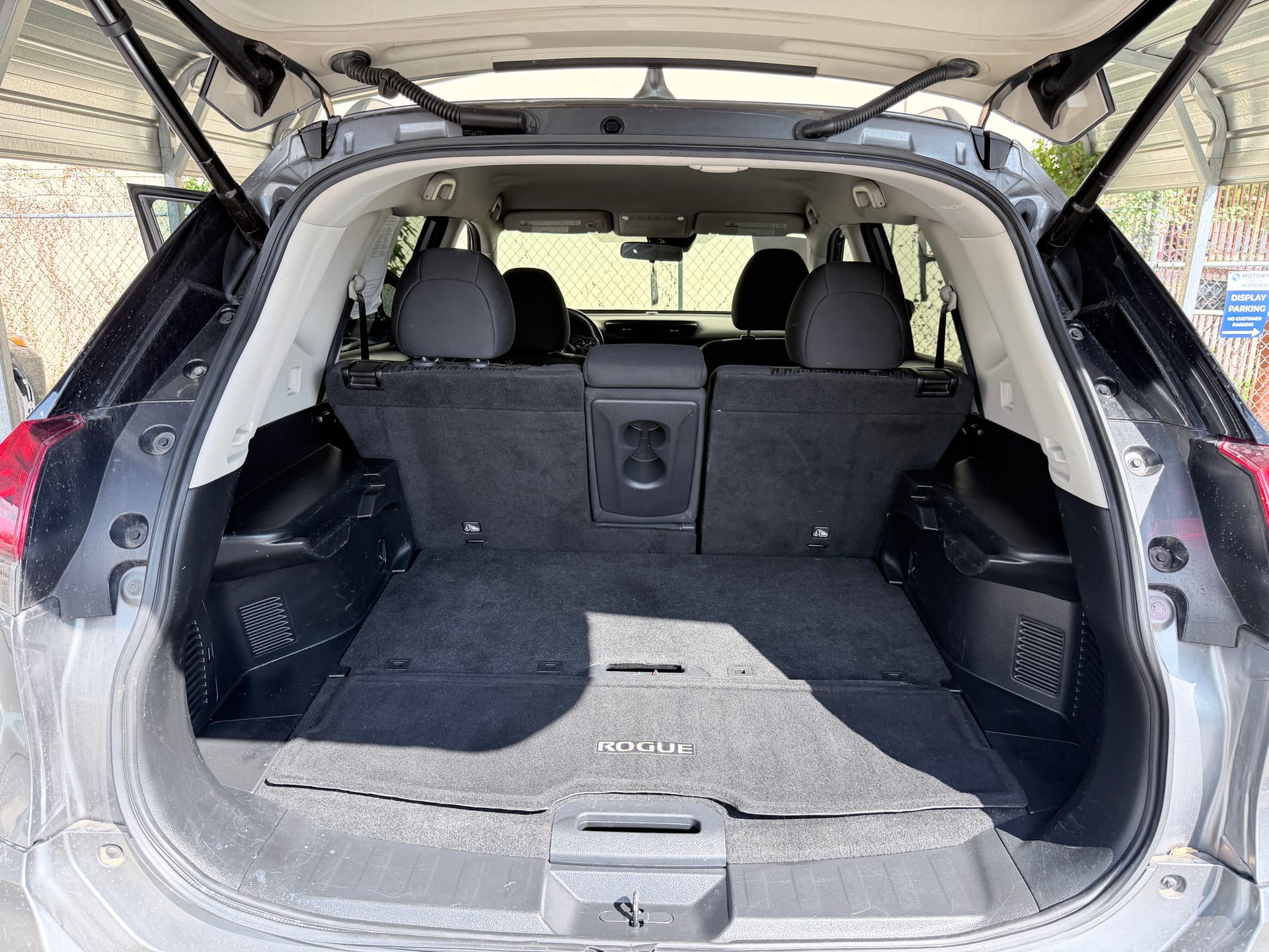 2019 NISSAN ROGUE - Gallery Image