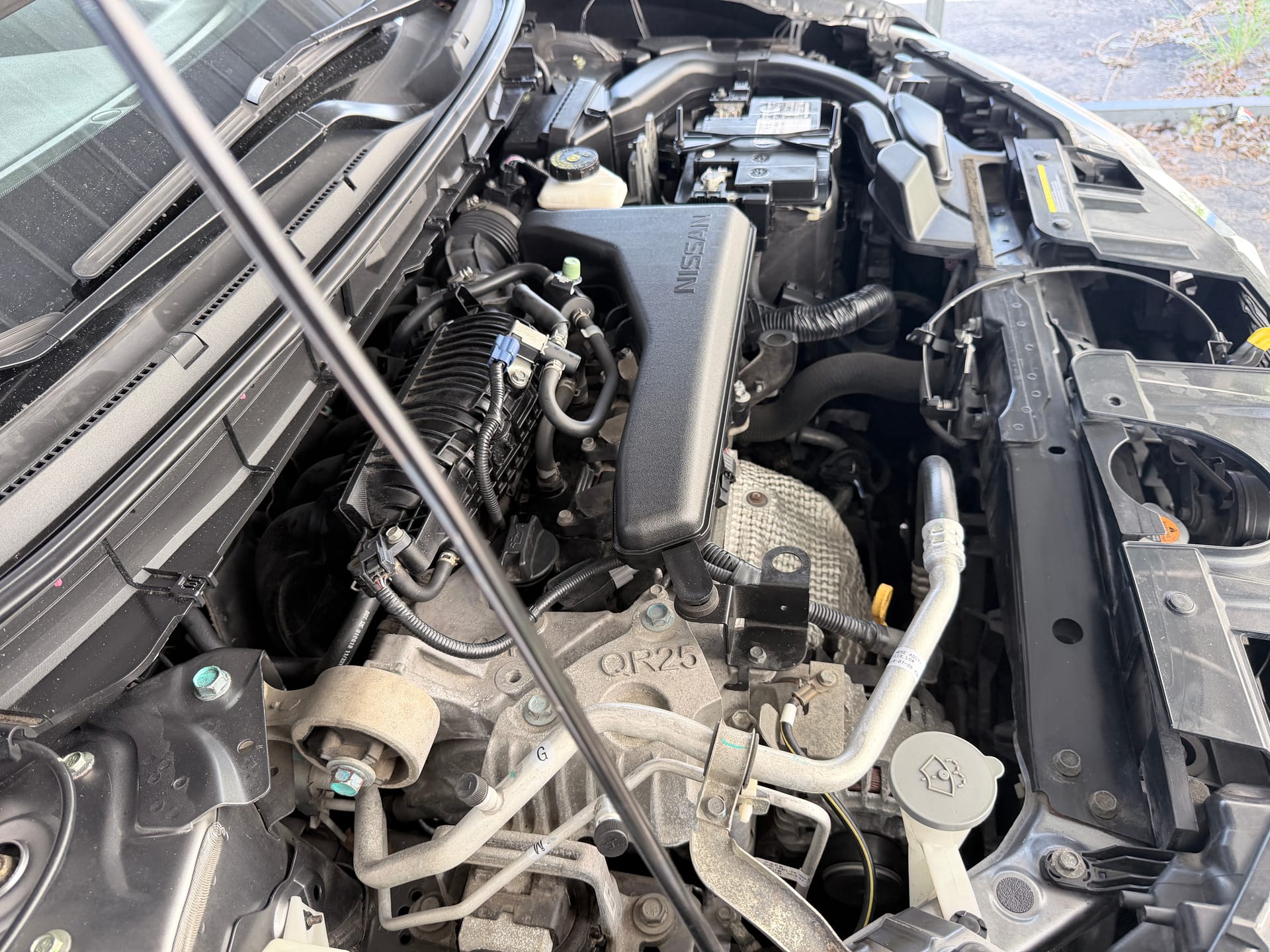 2019 NISSAN ROGUE - Gallery Image