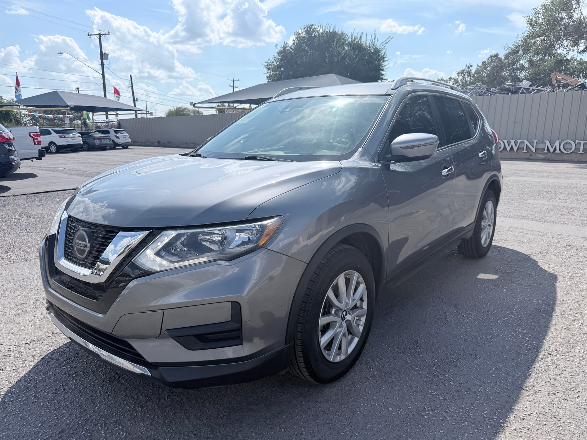 2019 NISSAN ROGUE - Gallery Image