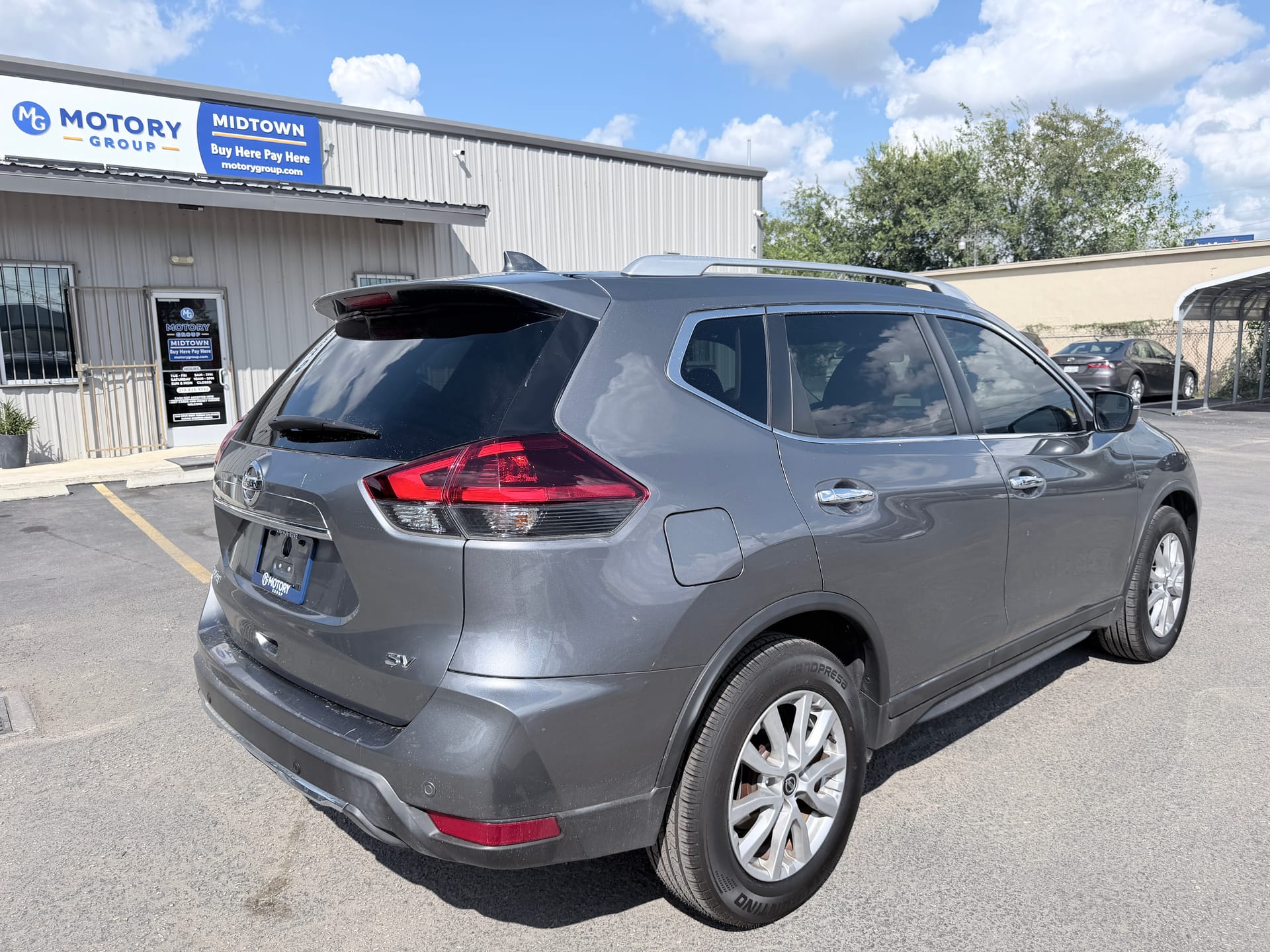2019 NISSAN ROGUE - Gallery Image