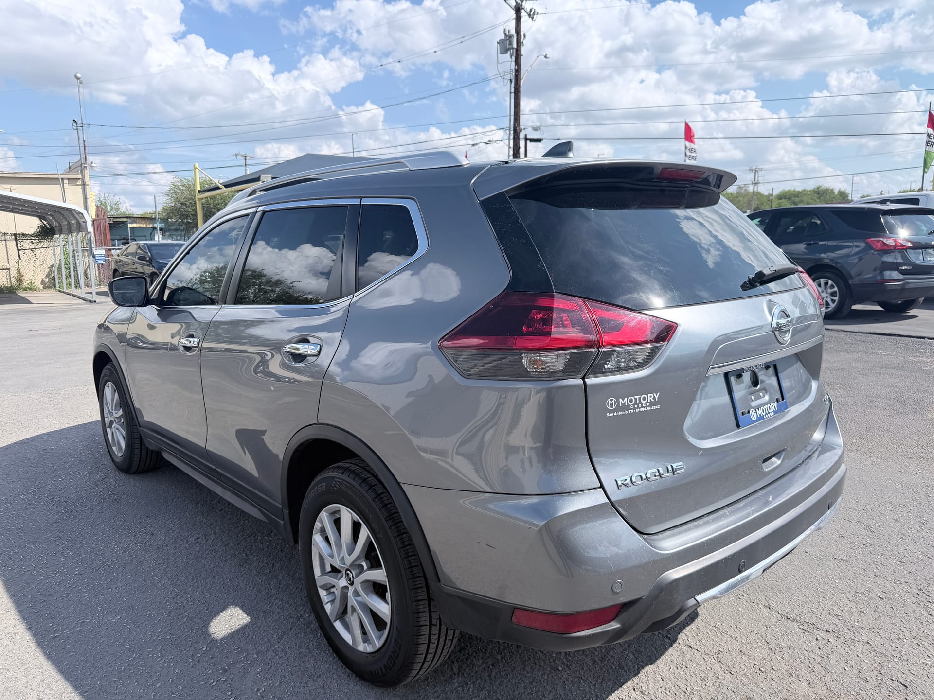 2019 NISSAN ROGUE - Gallery Image