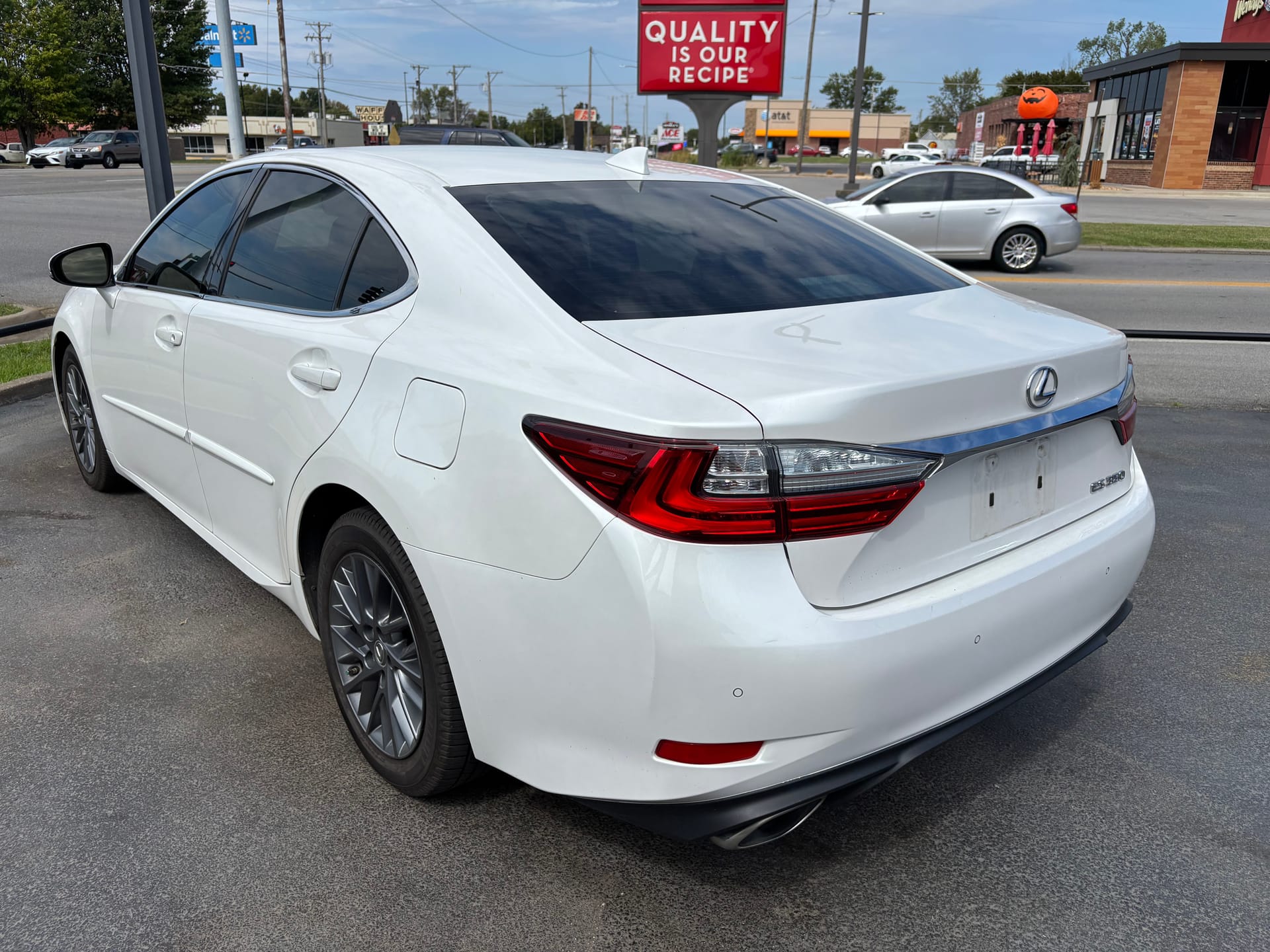 2018 LEXUS ES 350 - Gallery Image