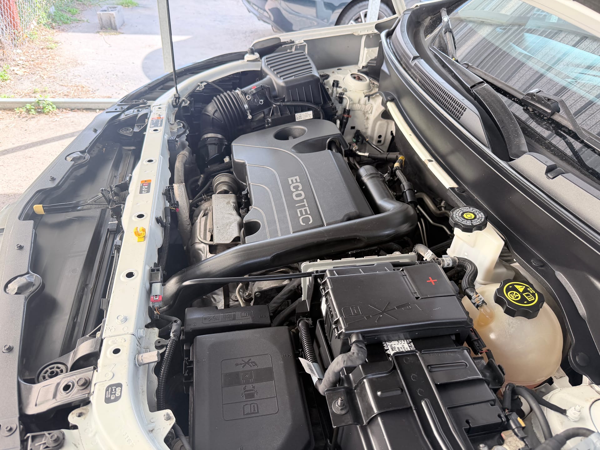 2021 CHEVROLET EQUINOX - Gallery Image