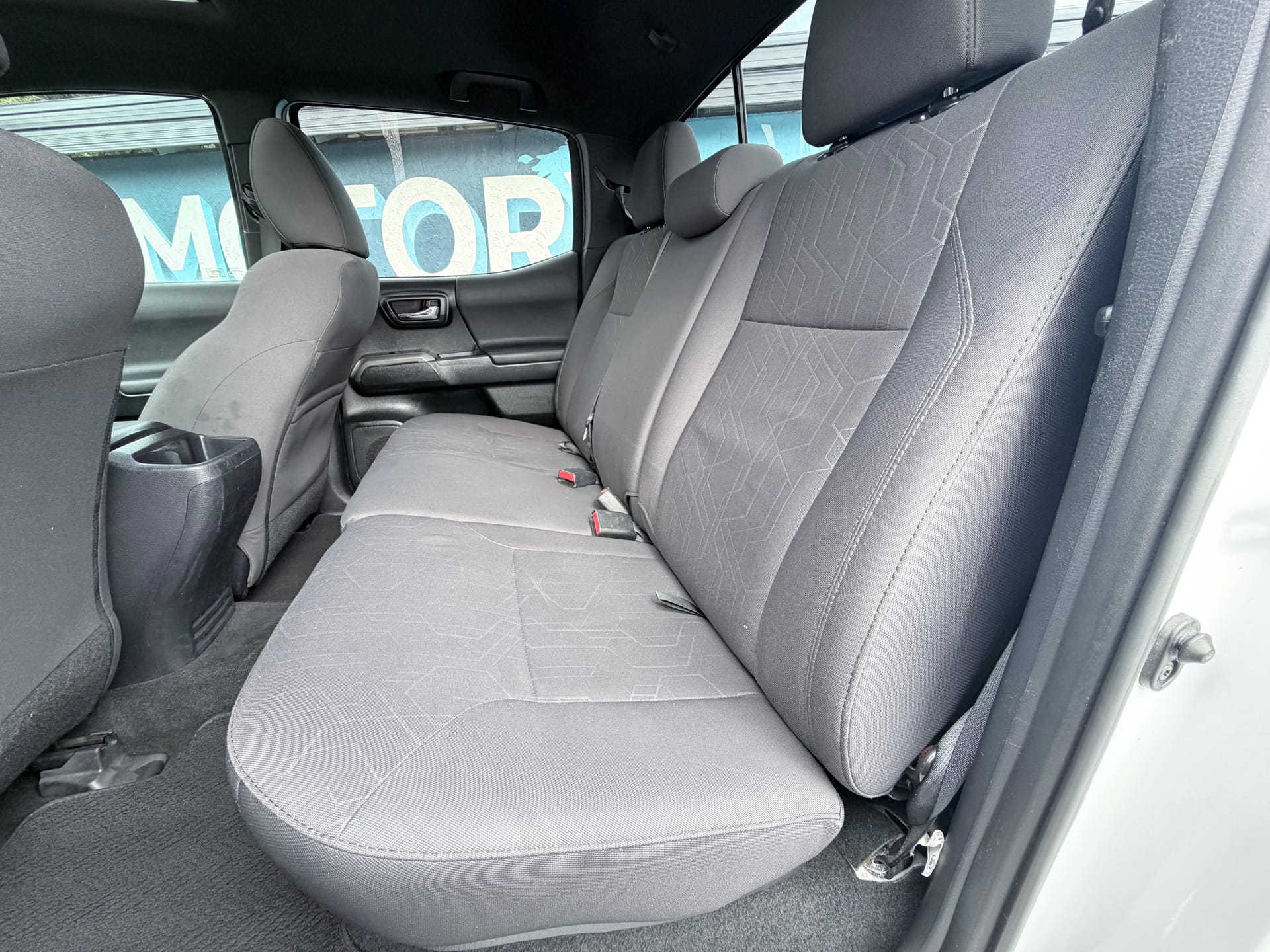 2017 TOYOTA TACOMA - Gallery Image