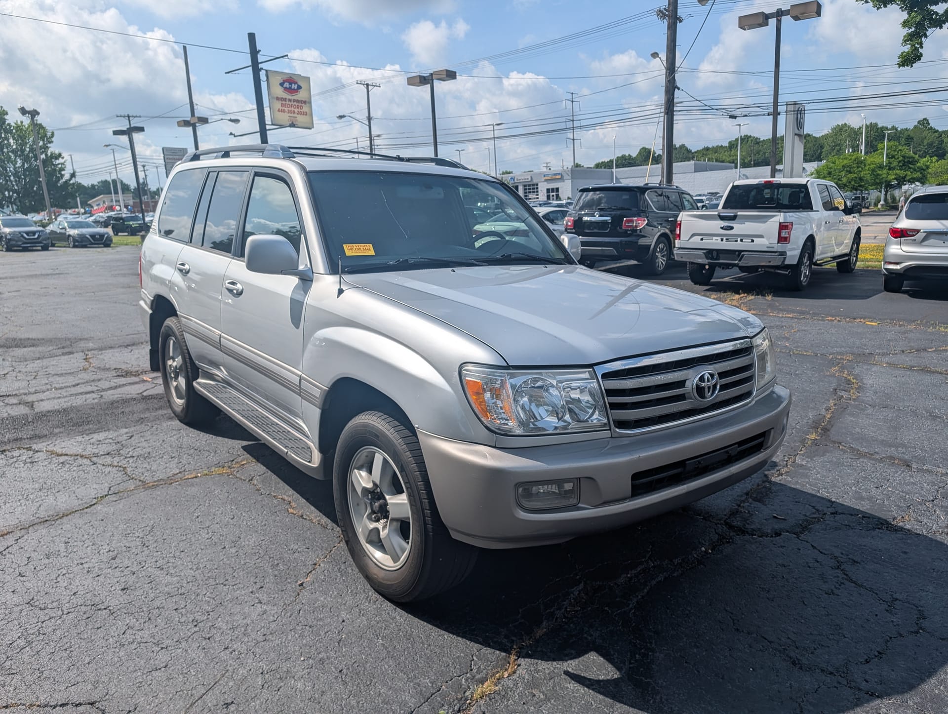 2006 TOYOTA LAND CRUISER - Gallery Image