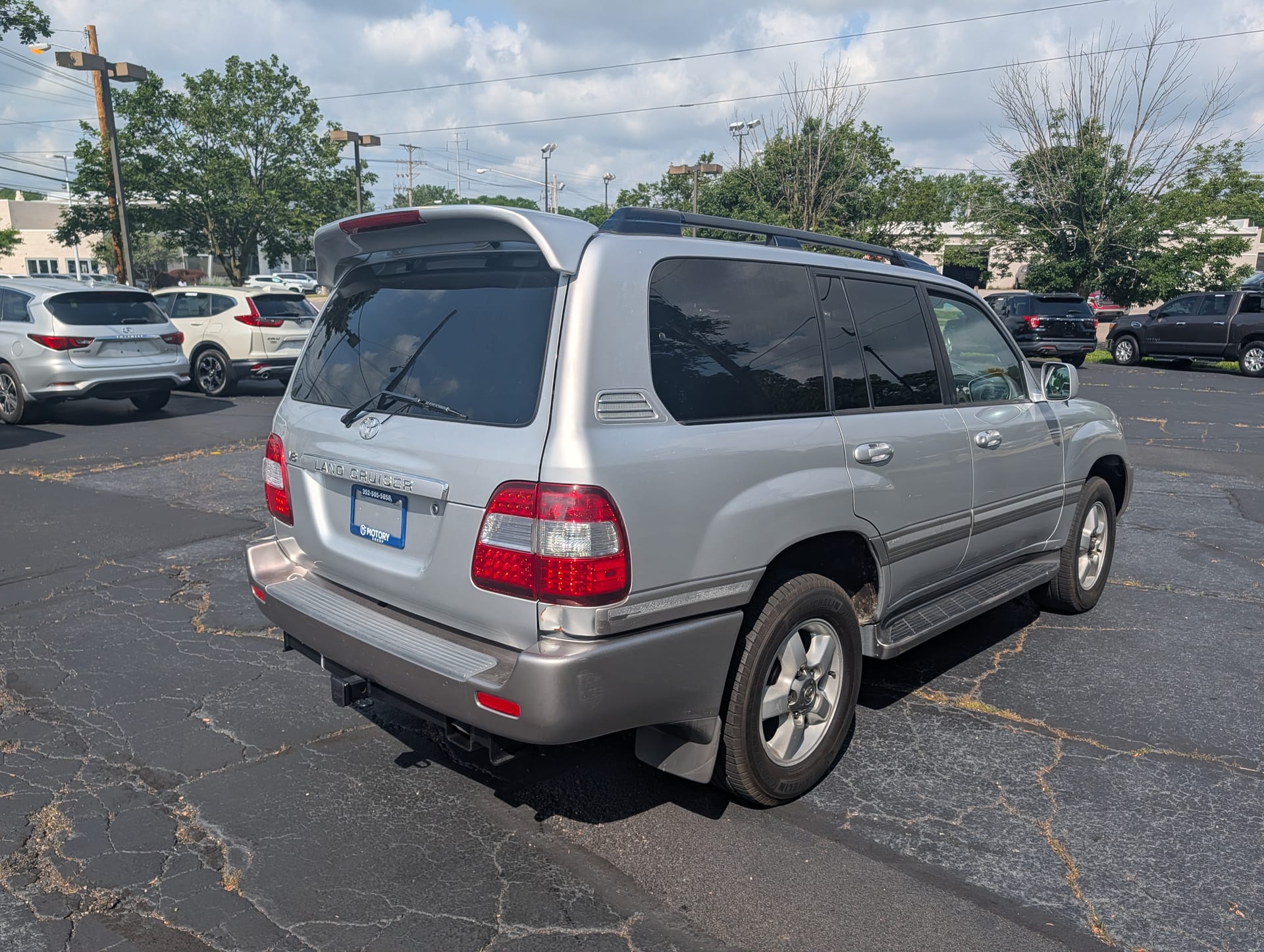 2006 TOYOTA LAND CRUISER - Gallery Image