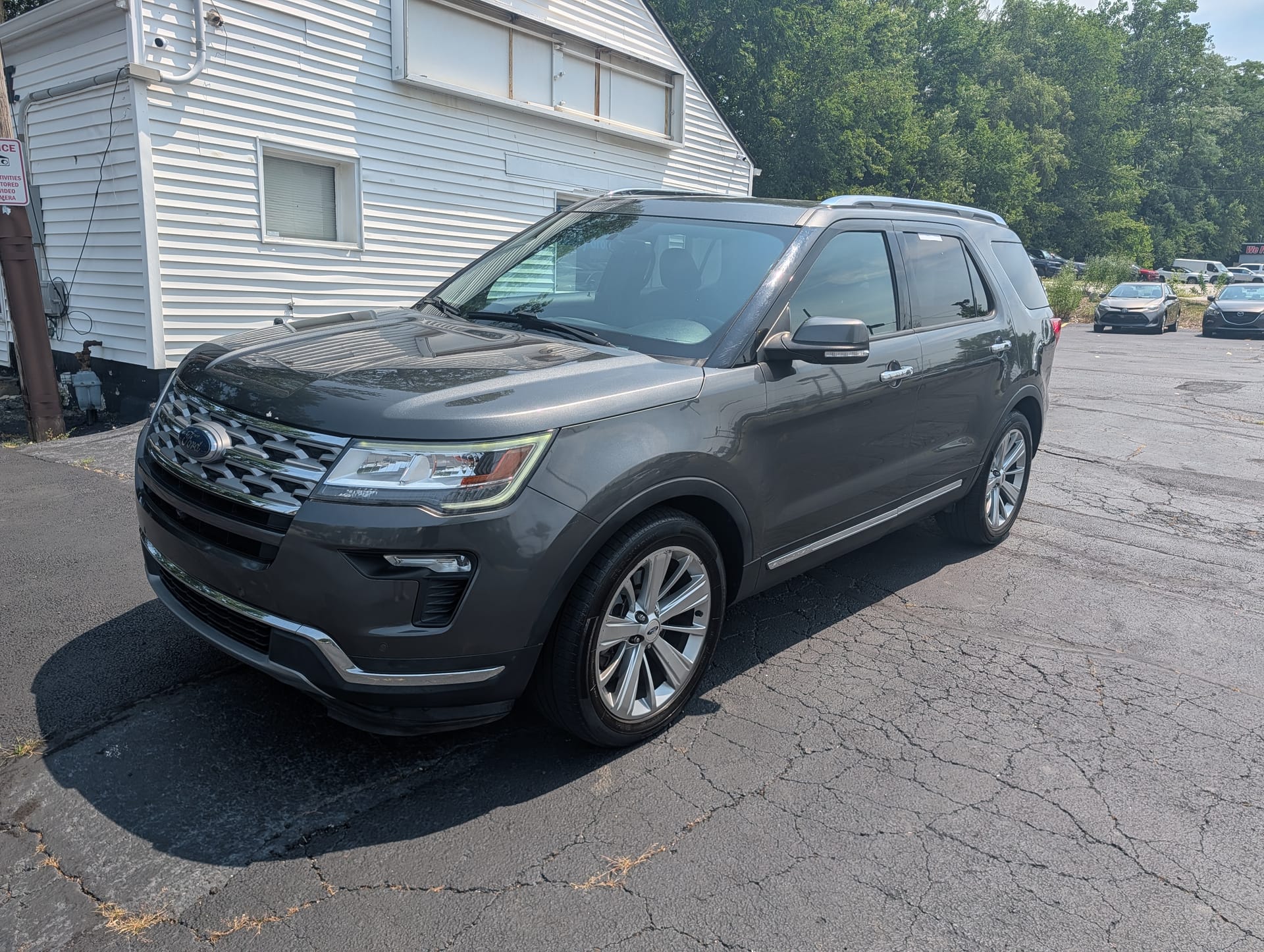 2019 FORD EXPLORER - Gallery Image