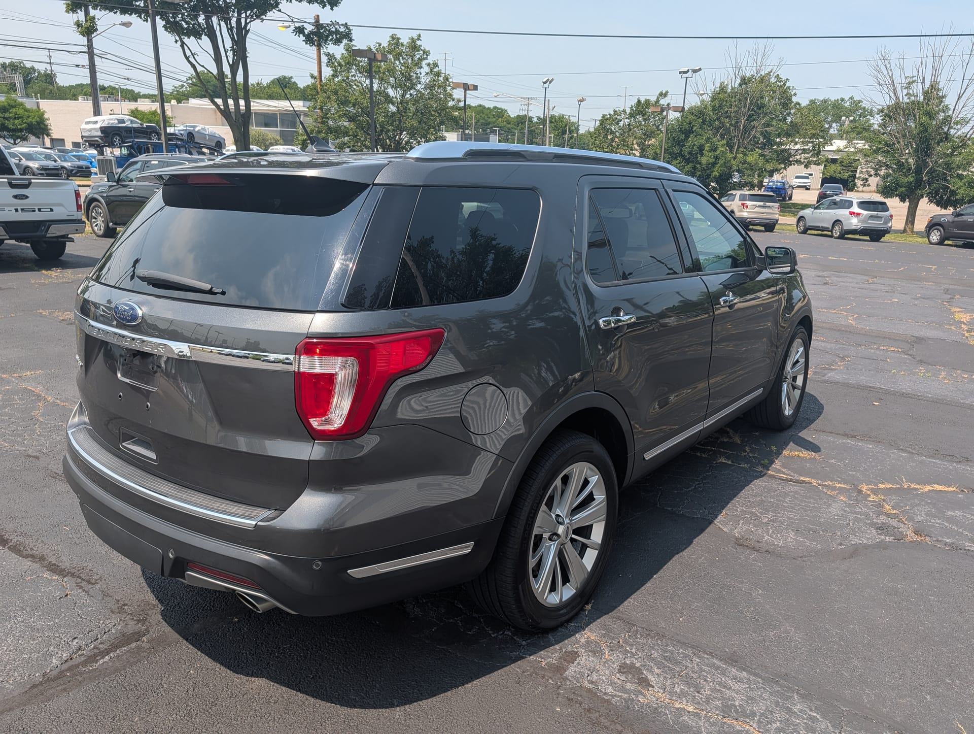 2019 FORD EXPLORER - Gallery Image