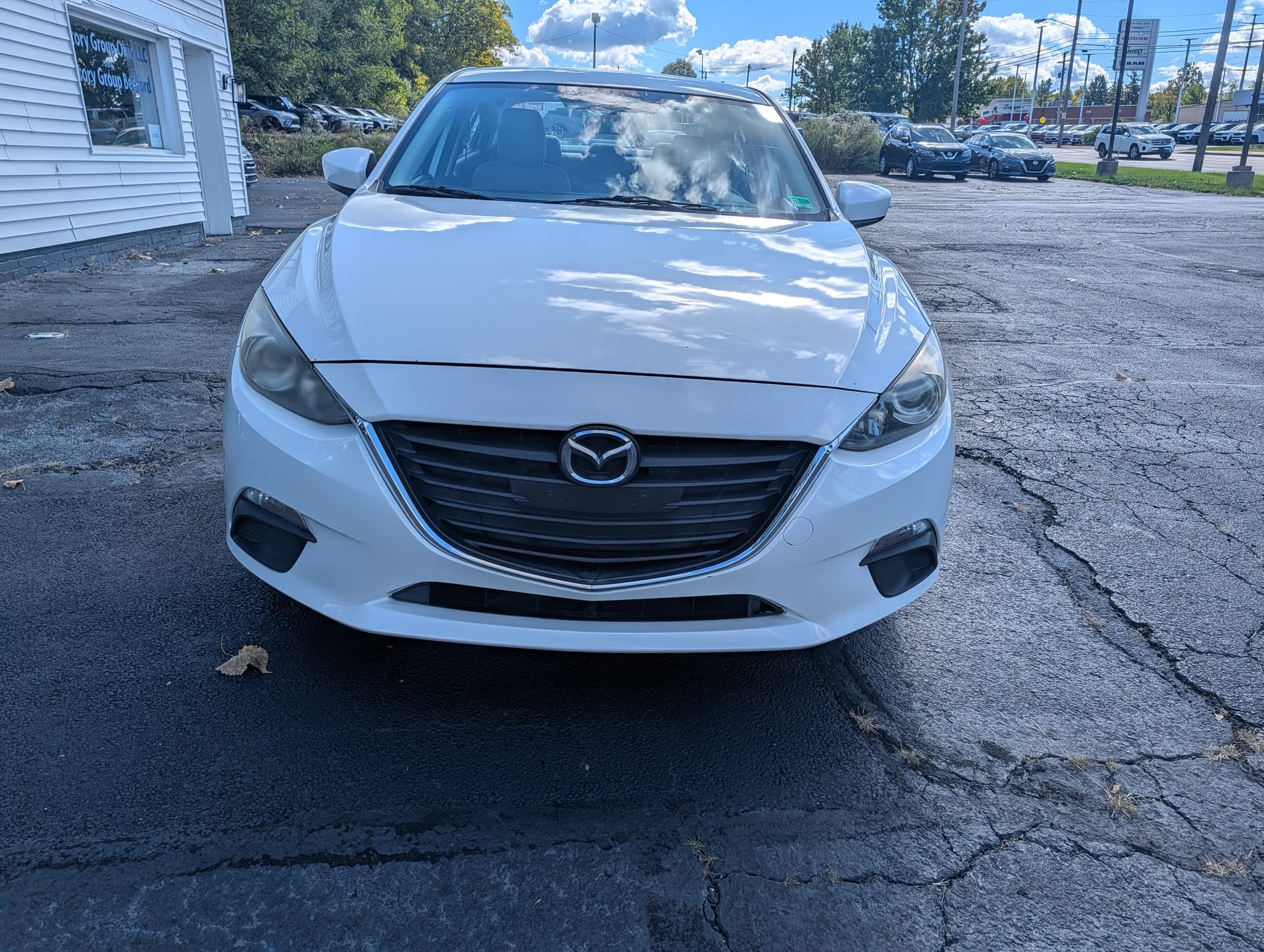 2014 MAZDA MAZDA3 - Gallery Image