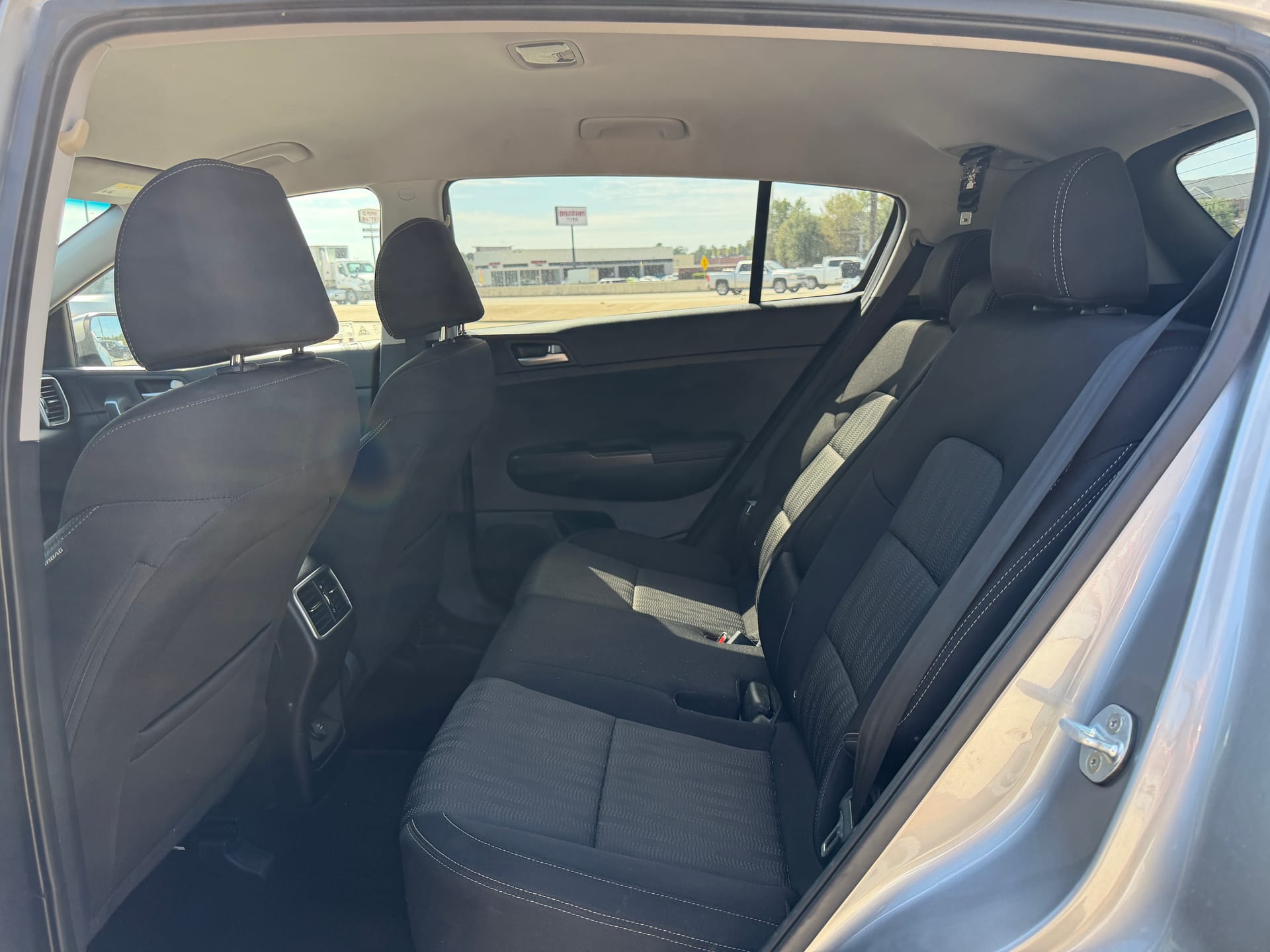2020 KIA SPORTAGE LX - Gallery Image