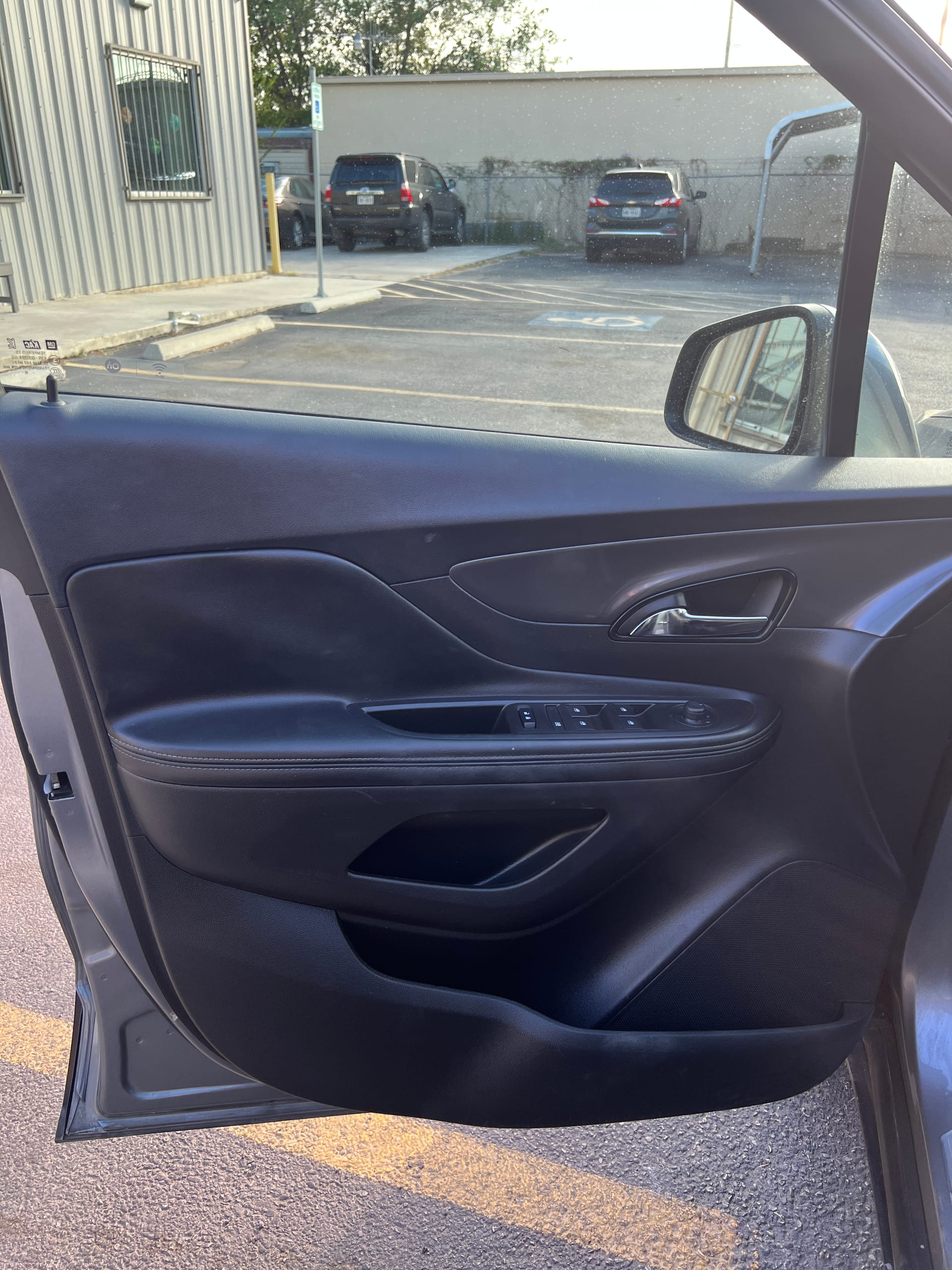 2019 BUICK ENCORE - Gallery Image