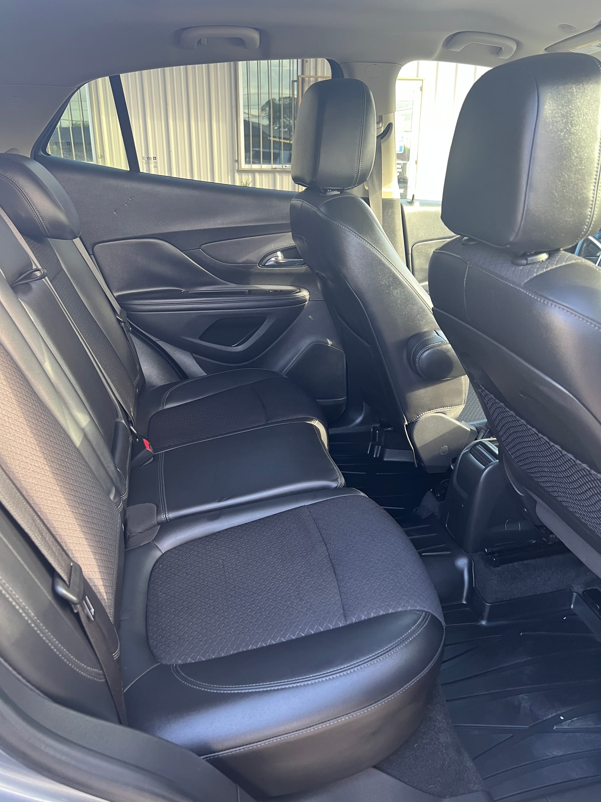 2019 BUICK ENCORE - Gallery Image