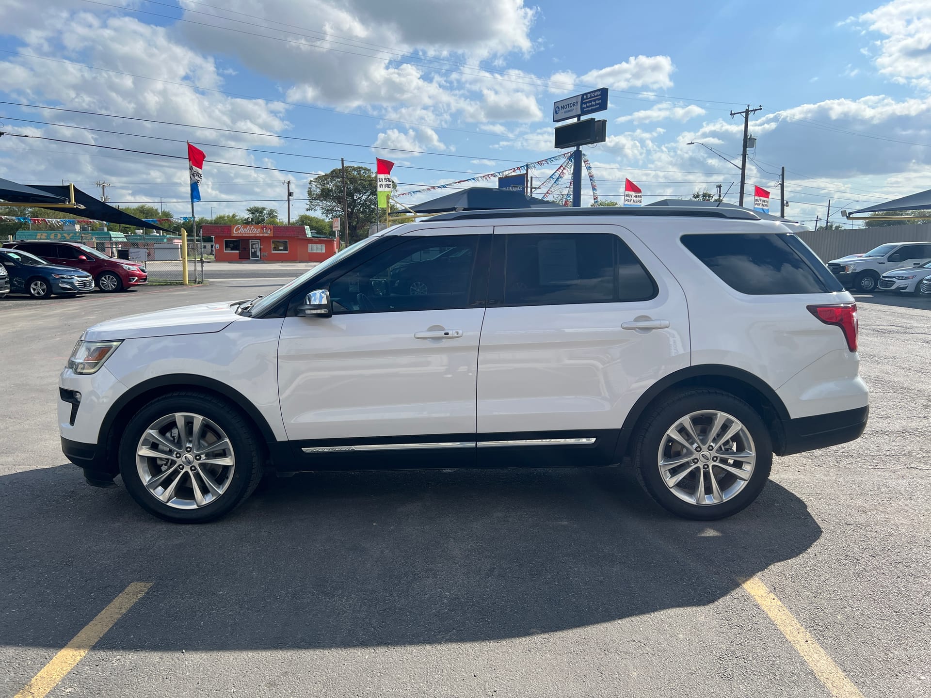 2019 FORD EXPLORER - Gallery Image